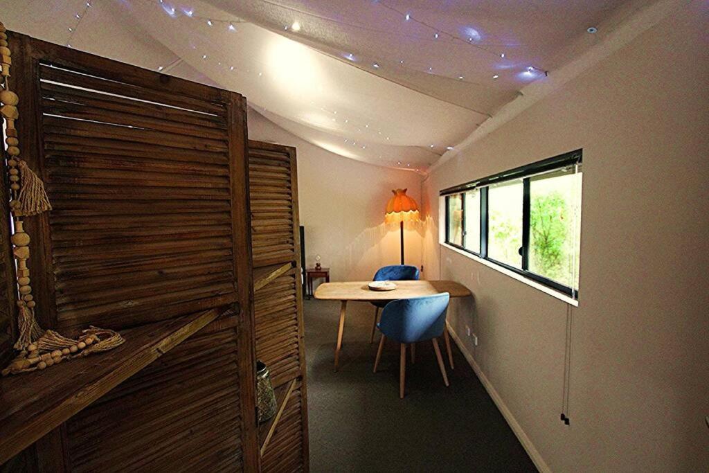 Dreamweaver Studio - town forest retreat
