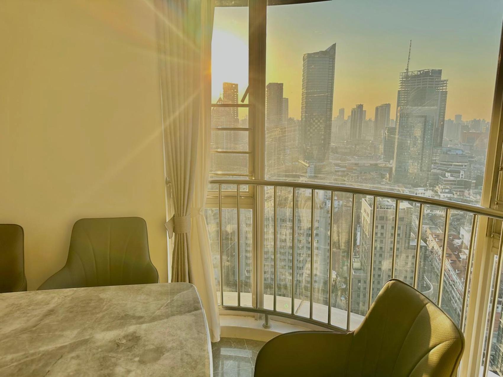 Shanghai Shining River Apartment -Near the Bund