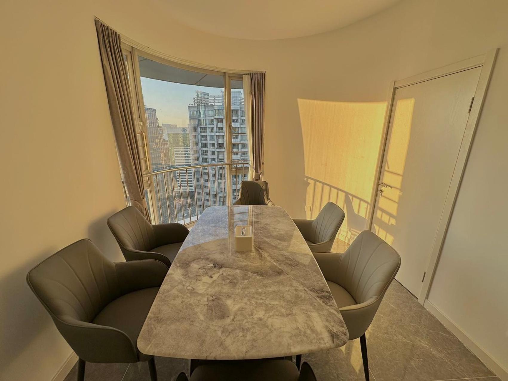 Shanghai Shining River Apartment -Near the Bund