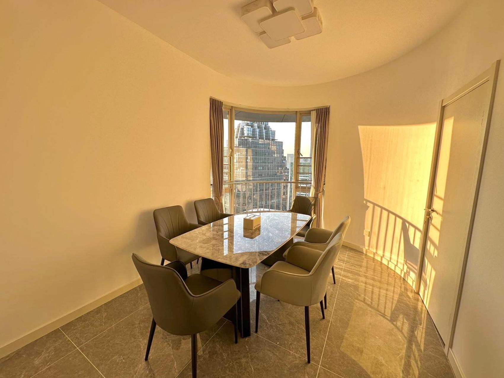 Shanghai Shining River Apartment -Near the Bund