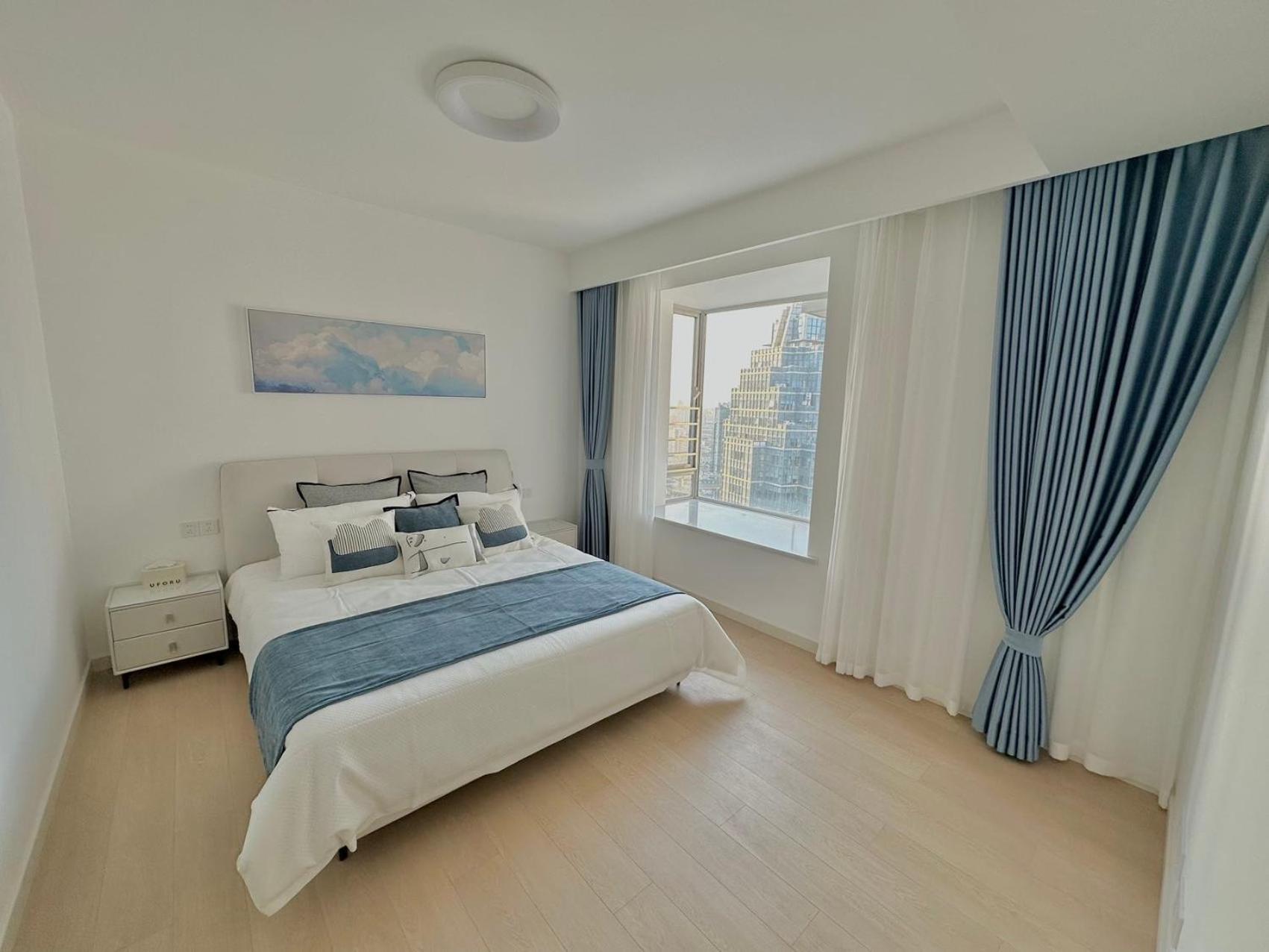Shanghai Shining River Apartment -Near the Bund