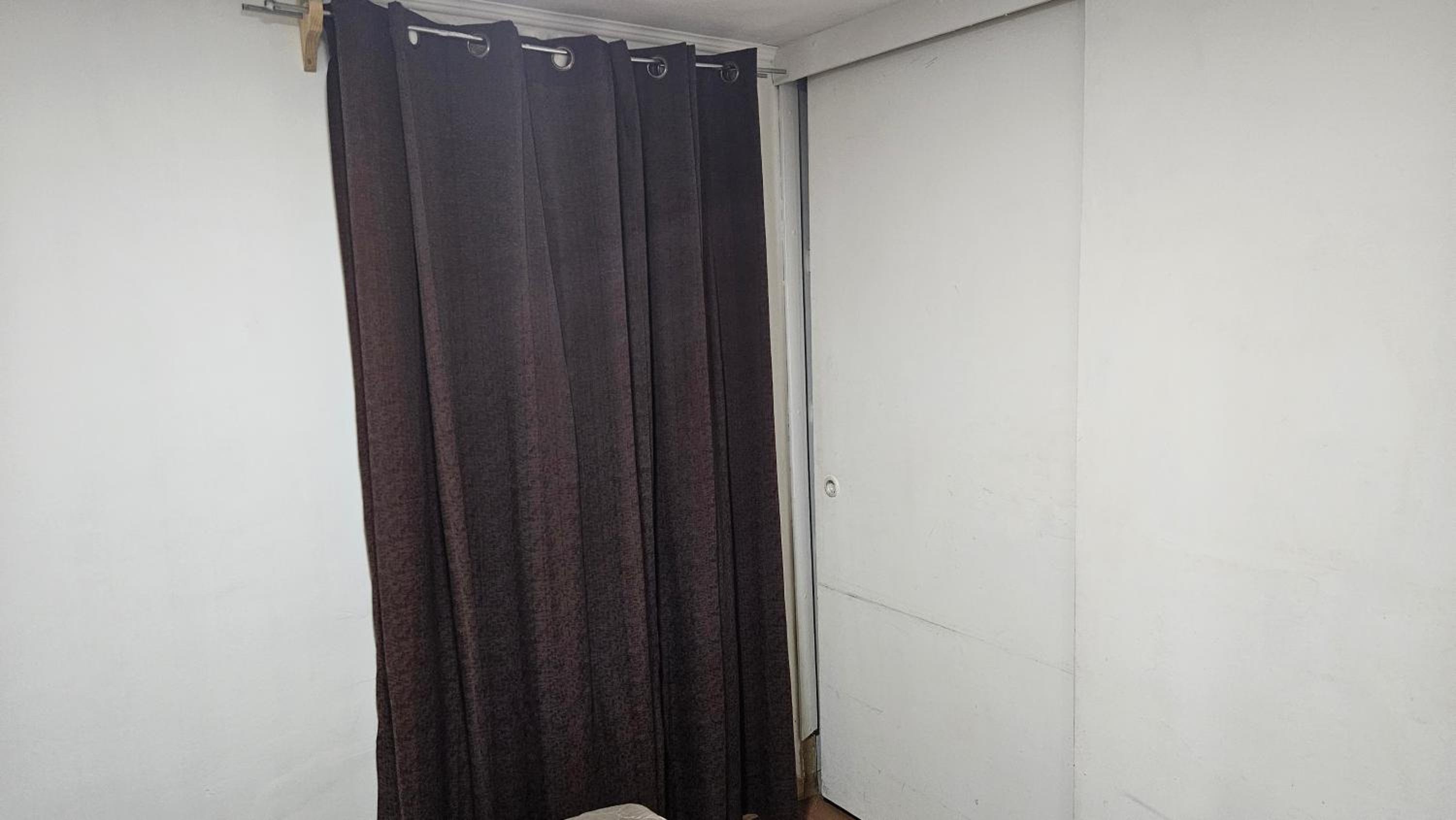 Departamento con Piscina y Estacionamiento