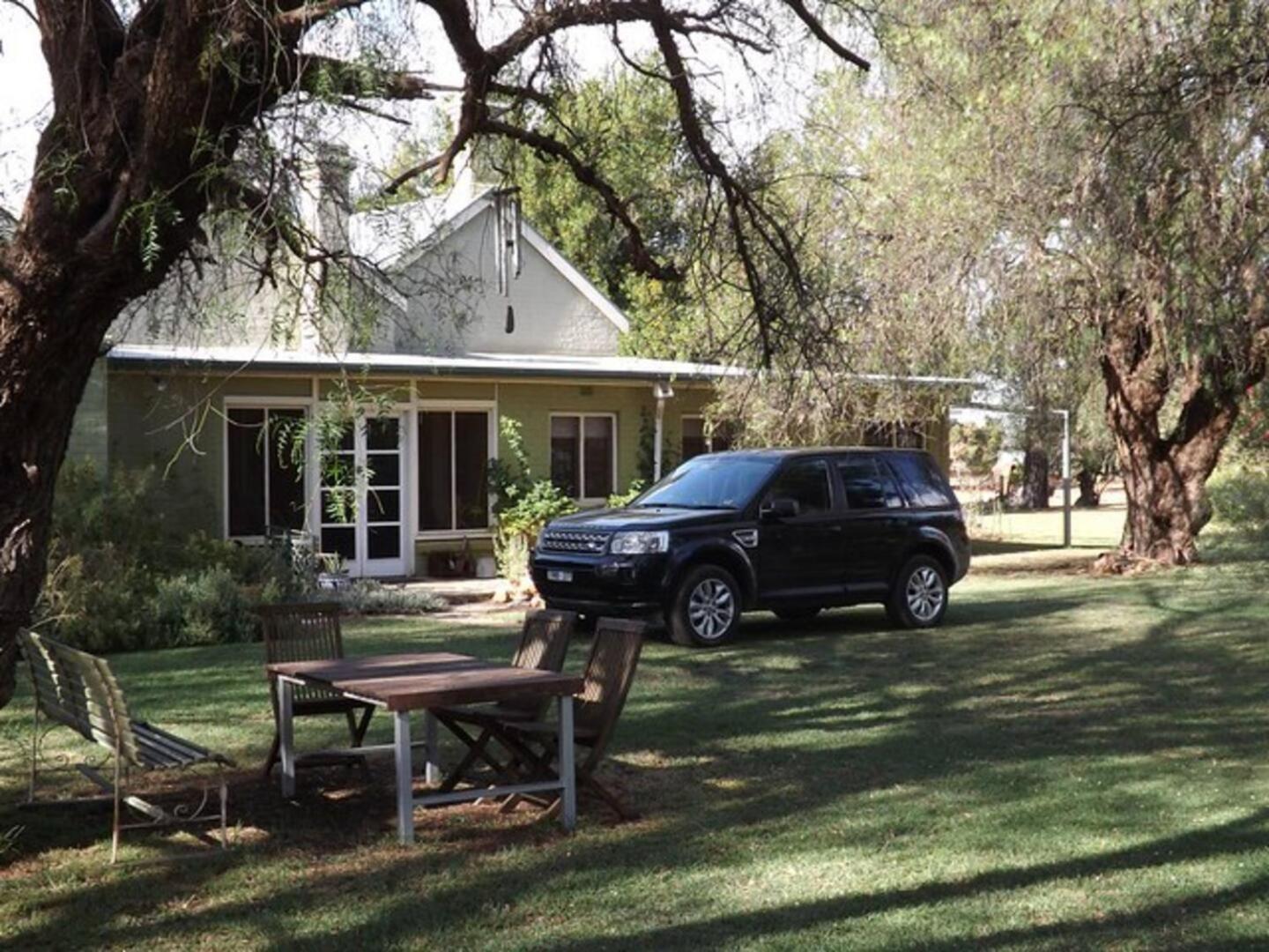 Corowa Oakleigh Hideaway