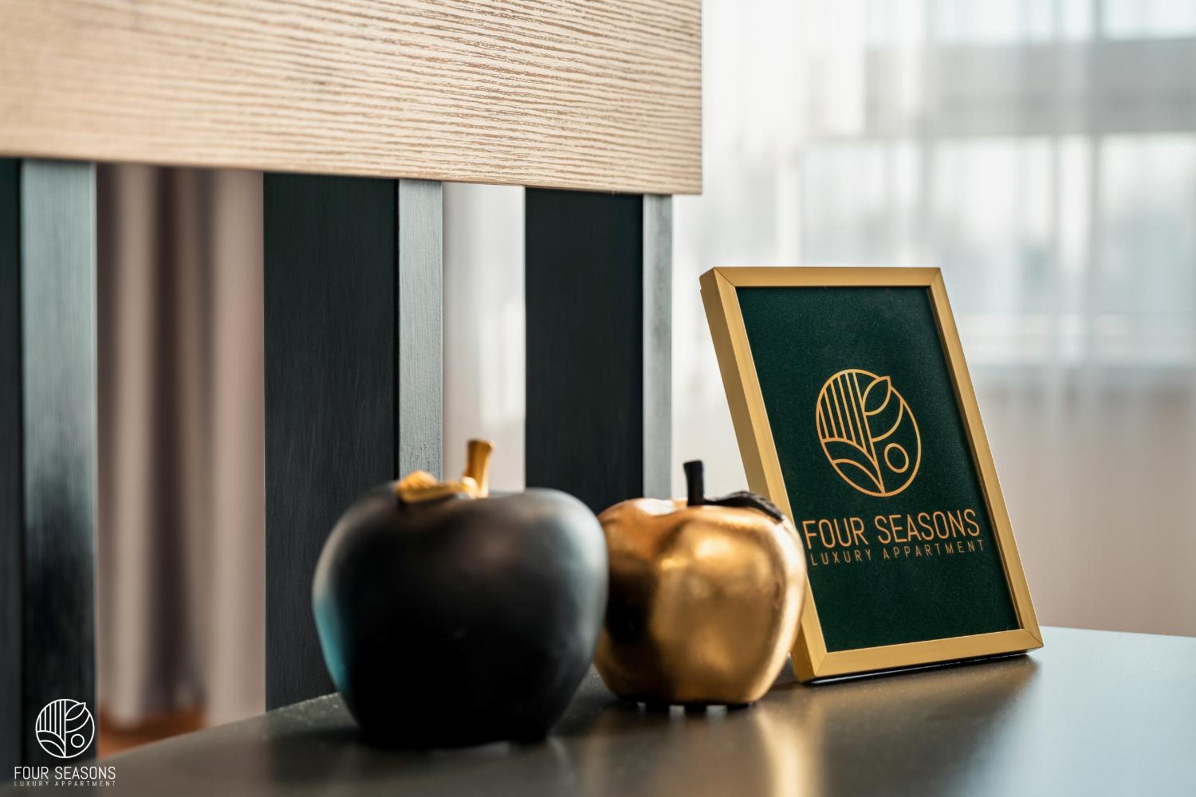 Four Seasons Luxury Apartment