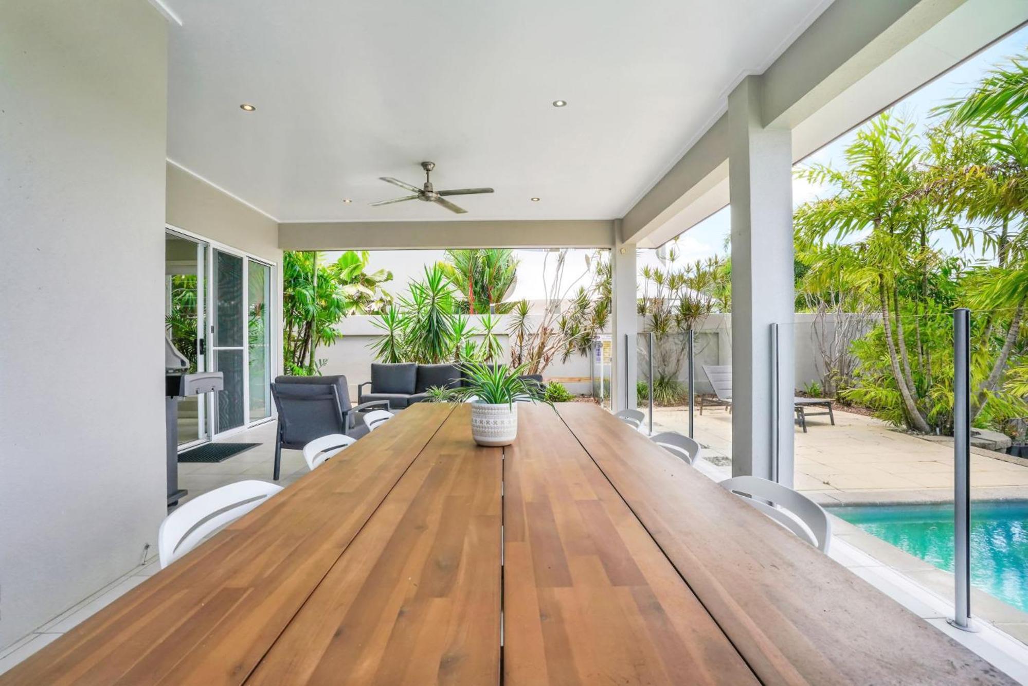 The Anchorage - Ultimate Waterfront Villa