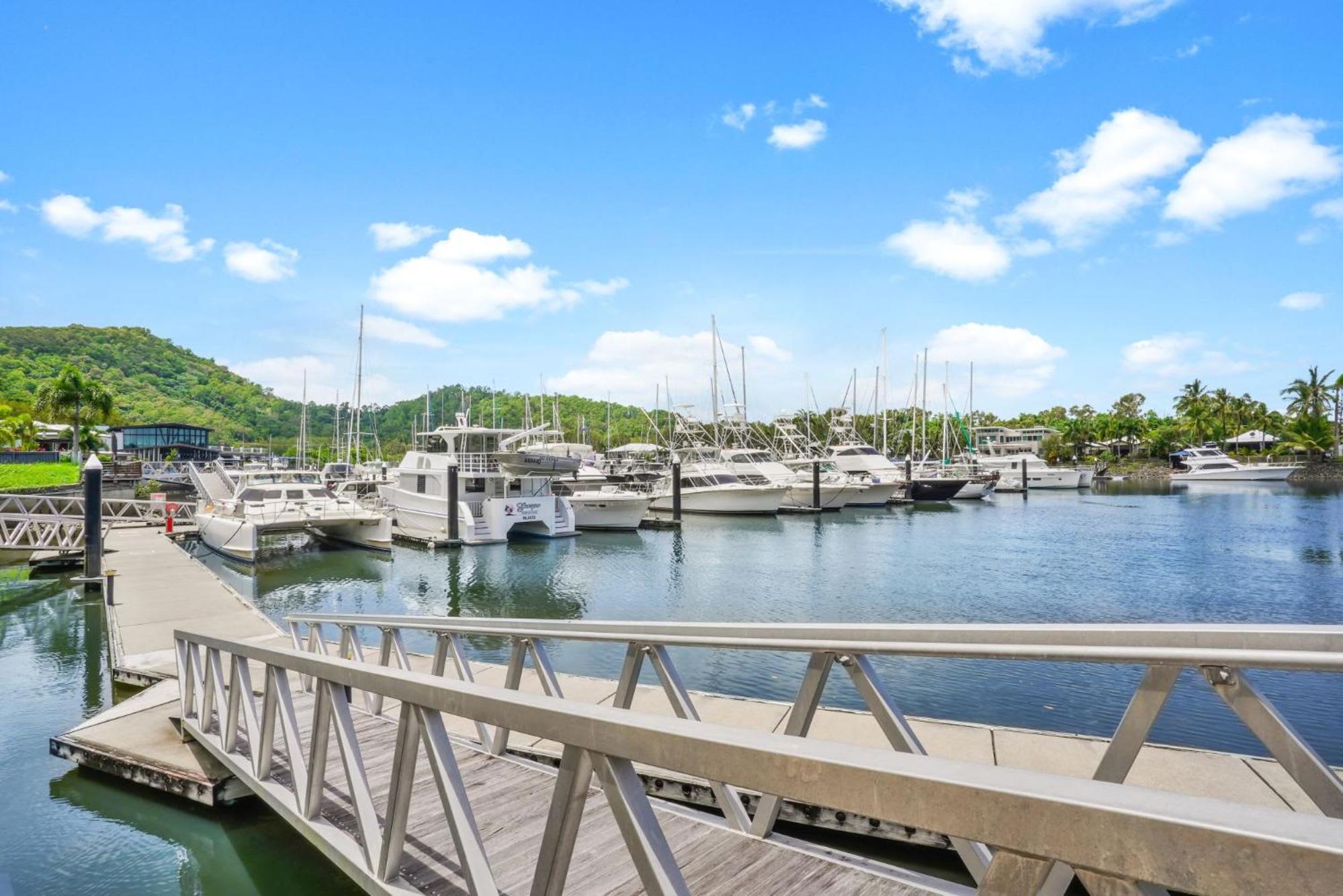 The Anchorage - Ultimate Waterfront Villa