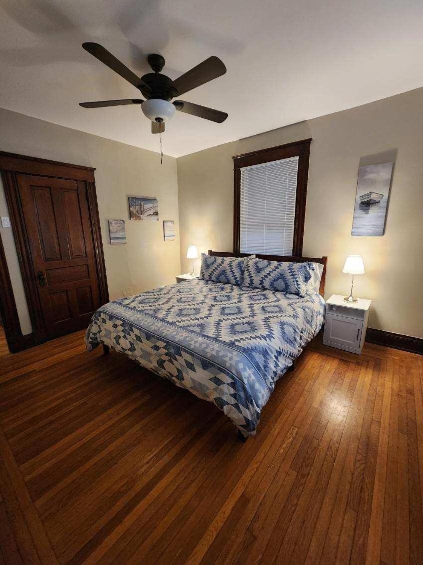 Cleneay #1 Private 3 Bed near Xavier & Downton view 5