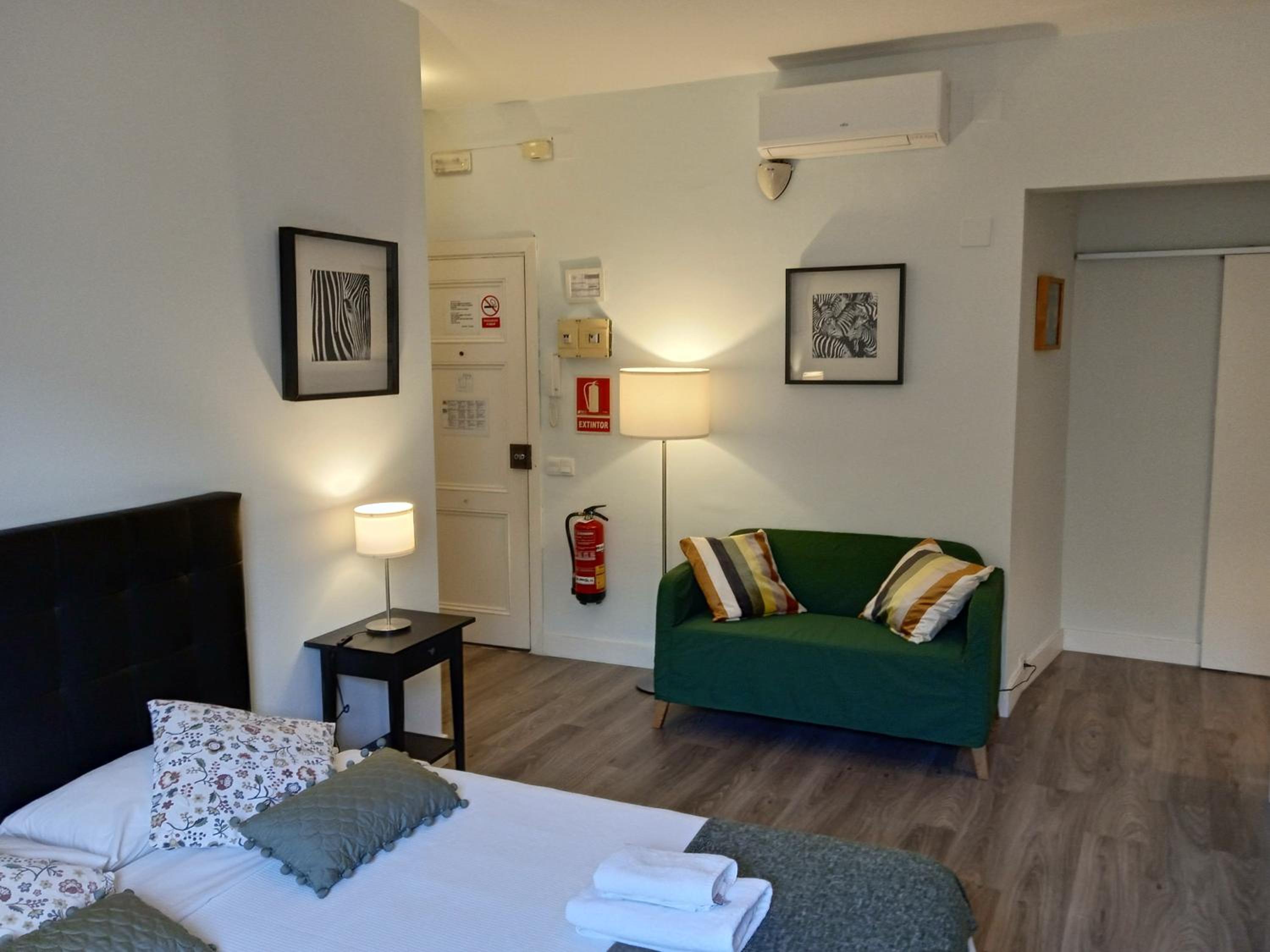 Colom Apartments