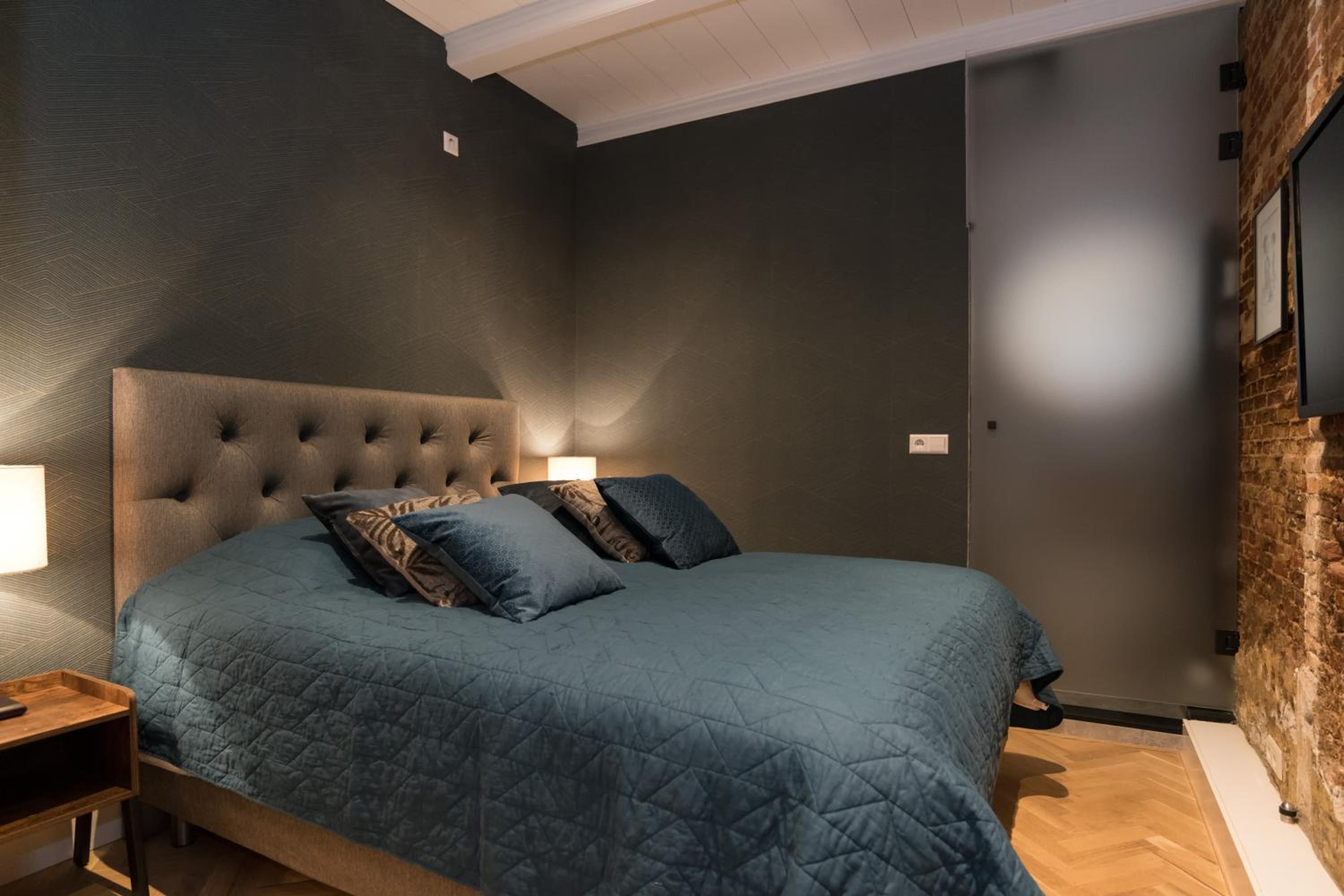 B&B Felix