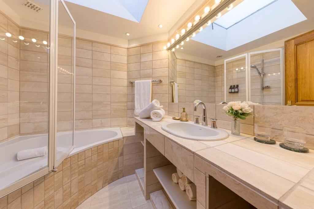 Chic Penthouse Grand-Place