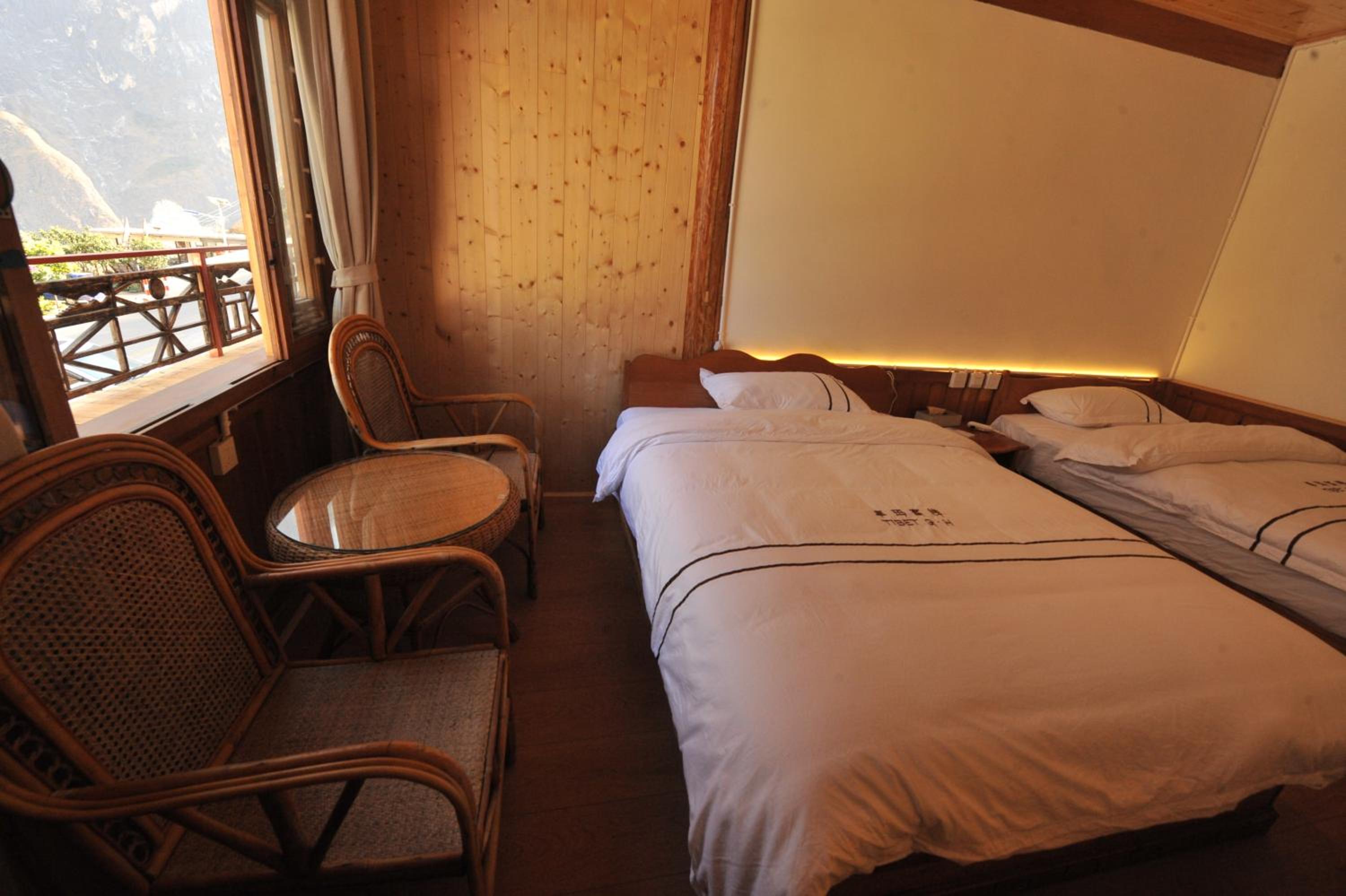TIBET Guest house 虎跳峡卓玛客栈