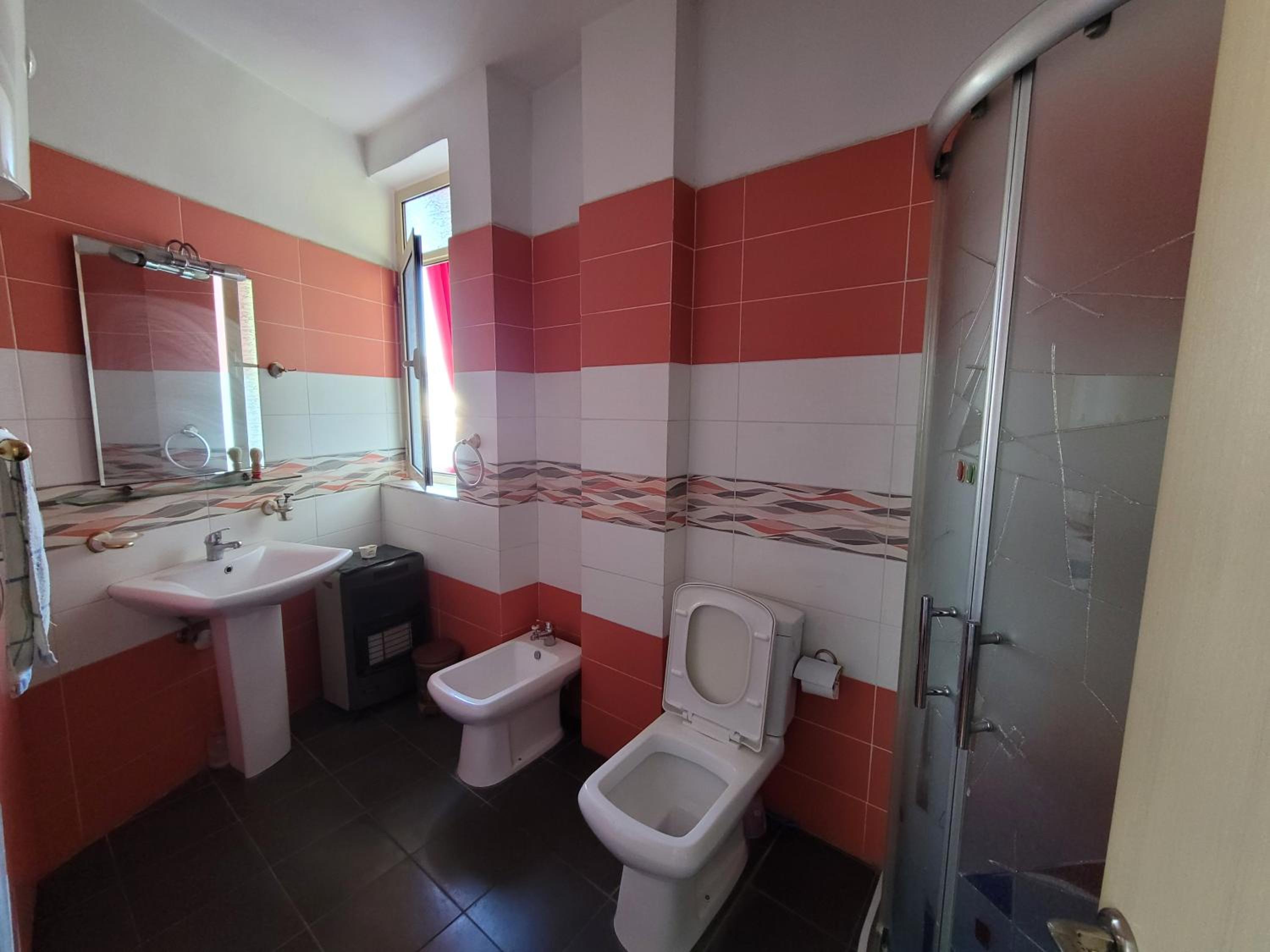 Elbasan modern apartment city center