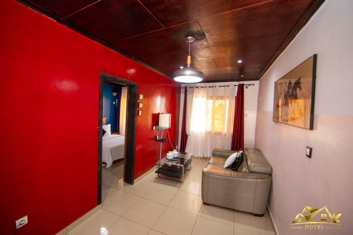 APPART HOTEL MIREILLE
