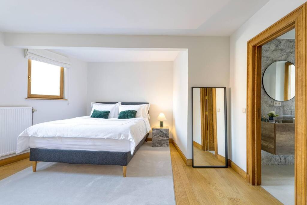 Unique Flat on the GRAND PLACE