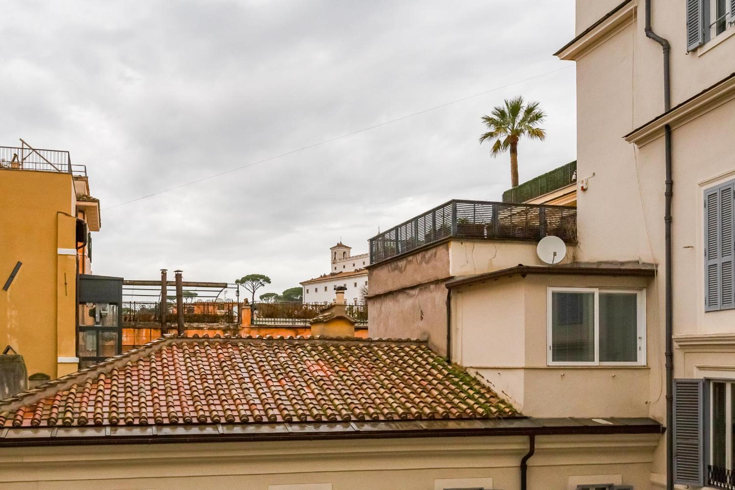 BDC - Platinum 2Bdr apt at Spanish Steps