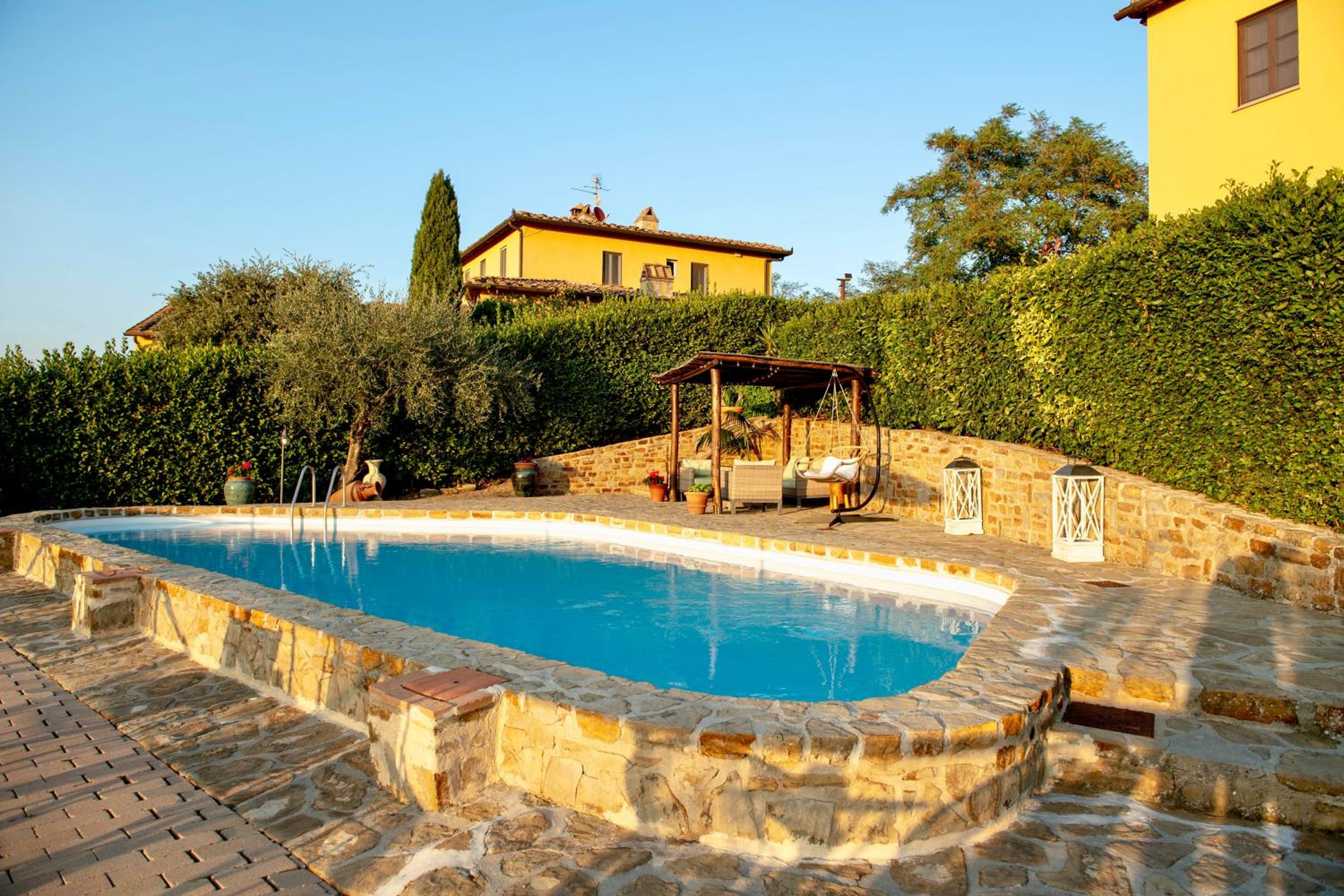 Podere Vergianoni con piscina e vista mozzafiato