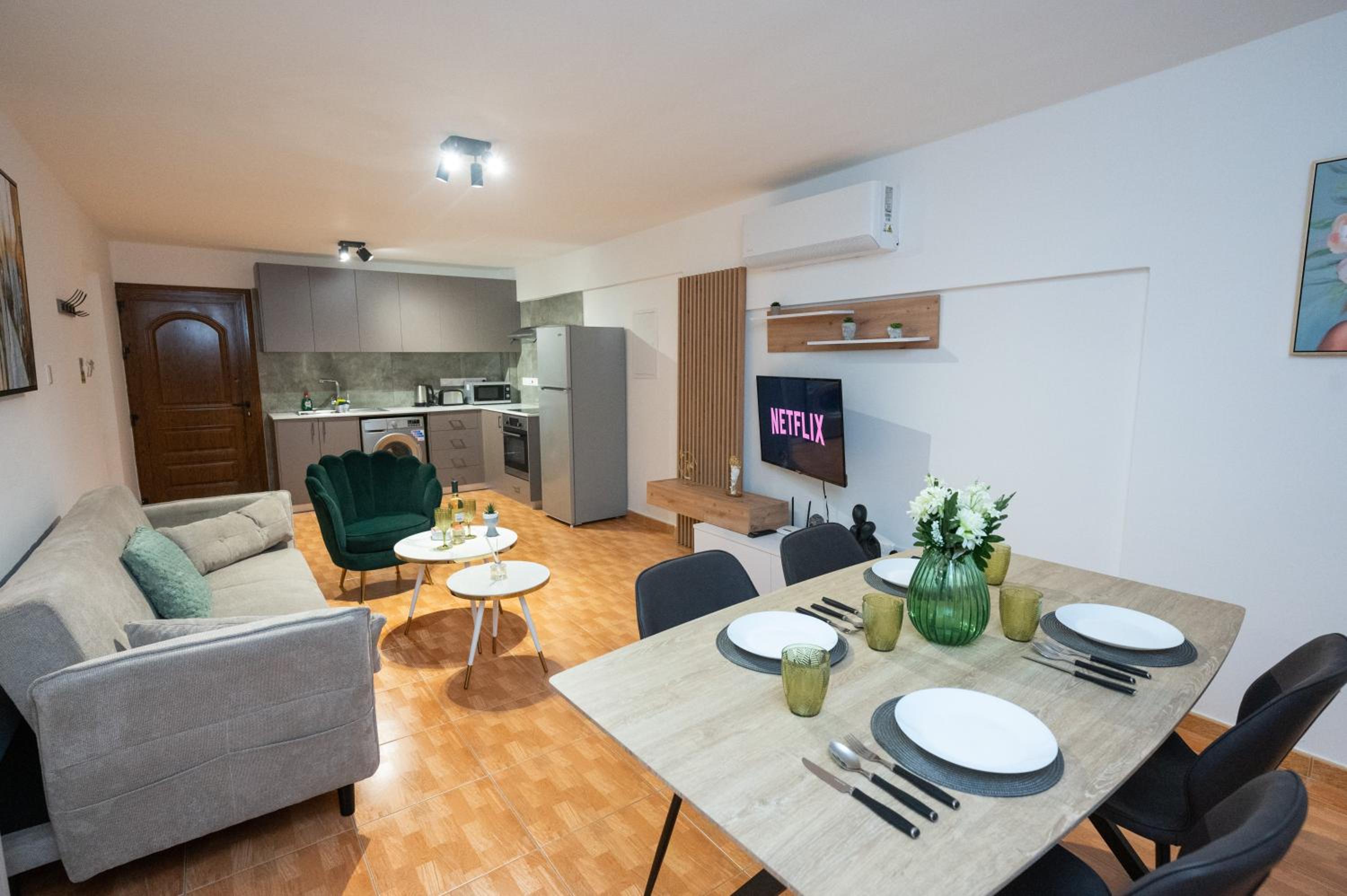 Napa Centrale Suites