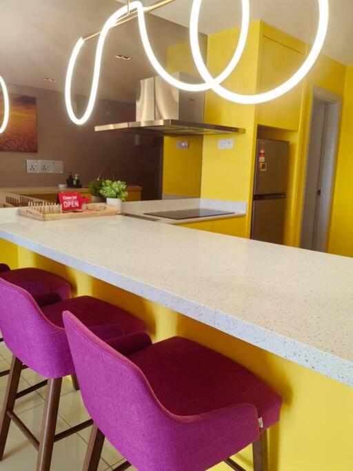 Southkey Mosaic 3BR, 1-7Pax Mid Valley View