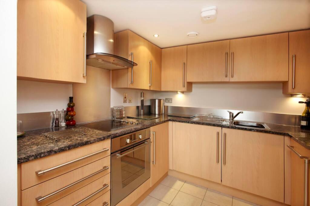 Spacious loft apartment York city centre view 5