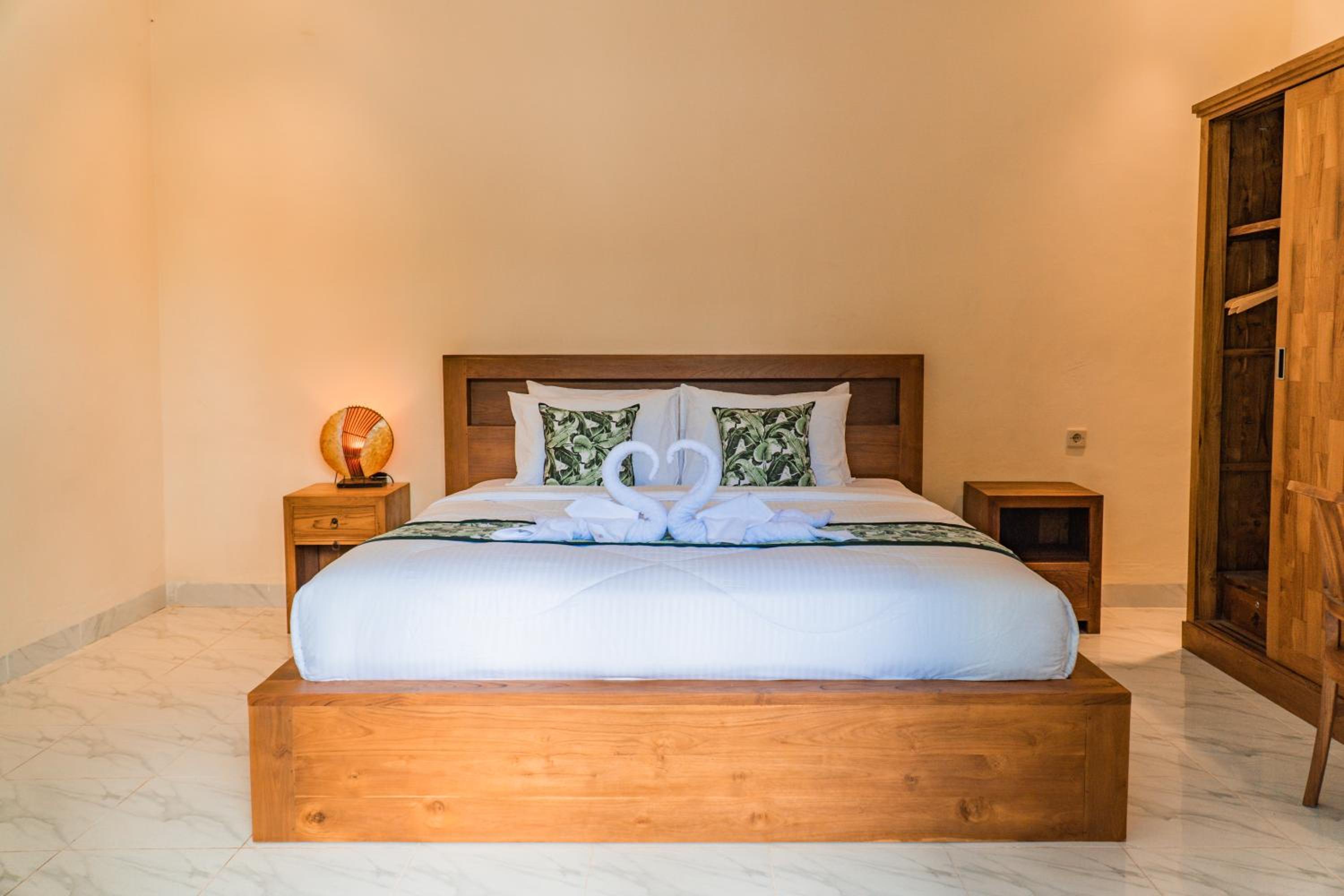 Hidden Leaf Guest House