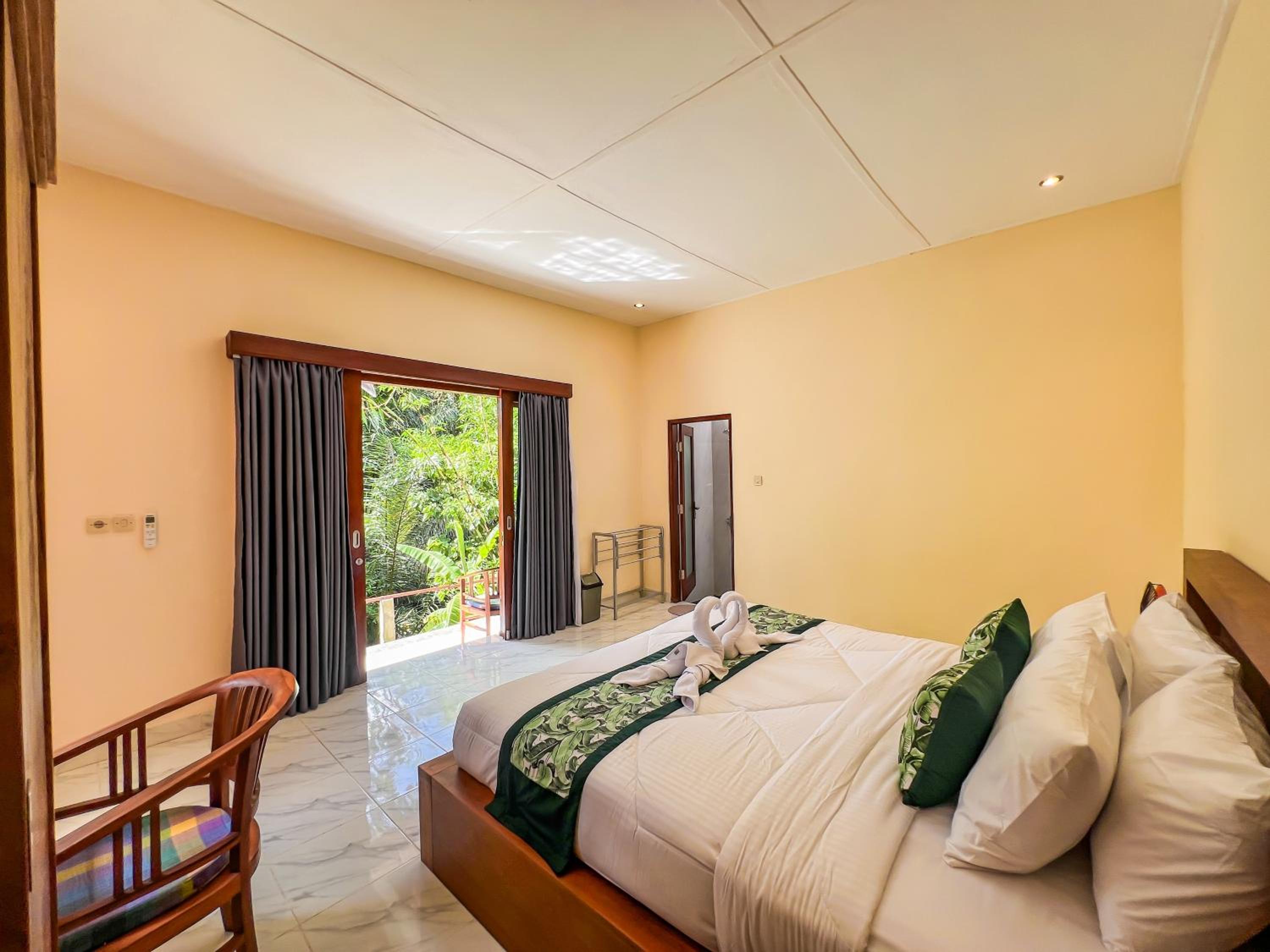 Hidden Leaf Guest House