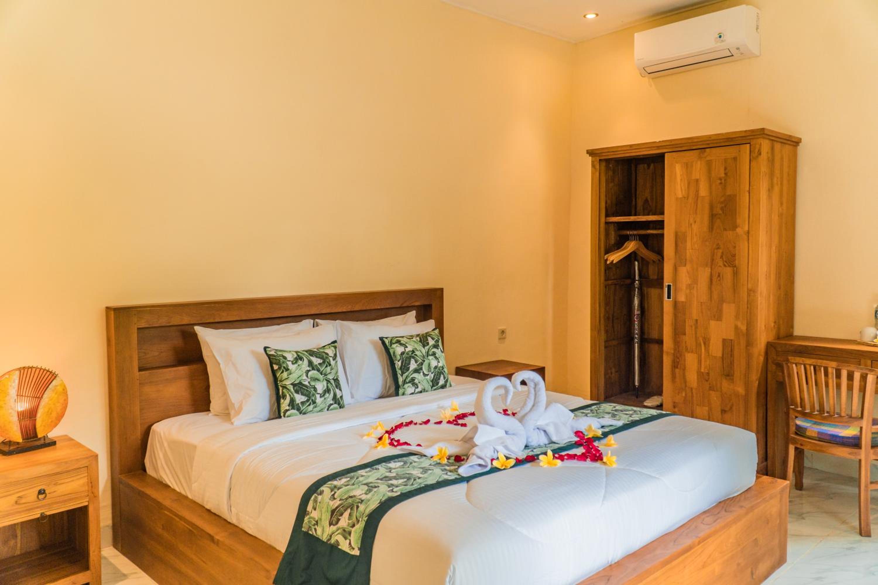 Hidden Leaf Guest House