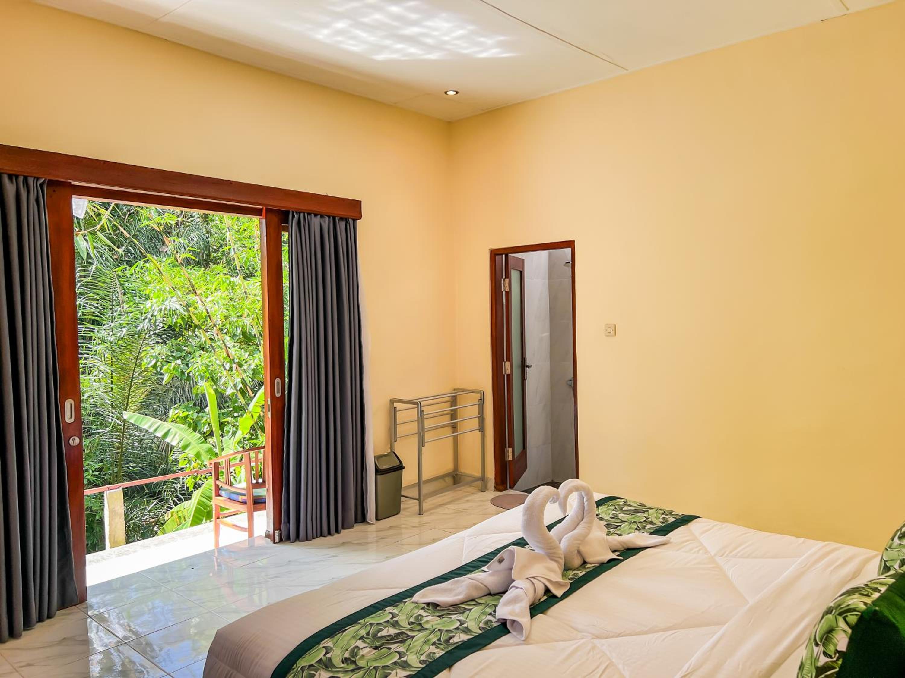 Hidden Leaf Guest House