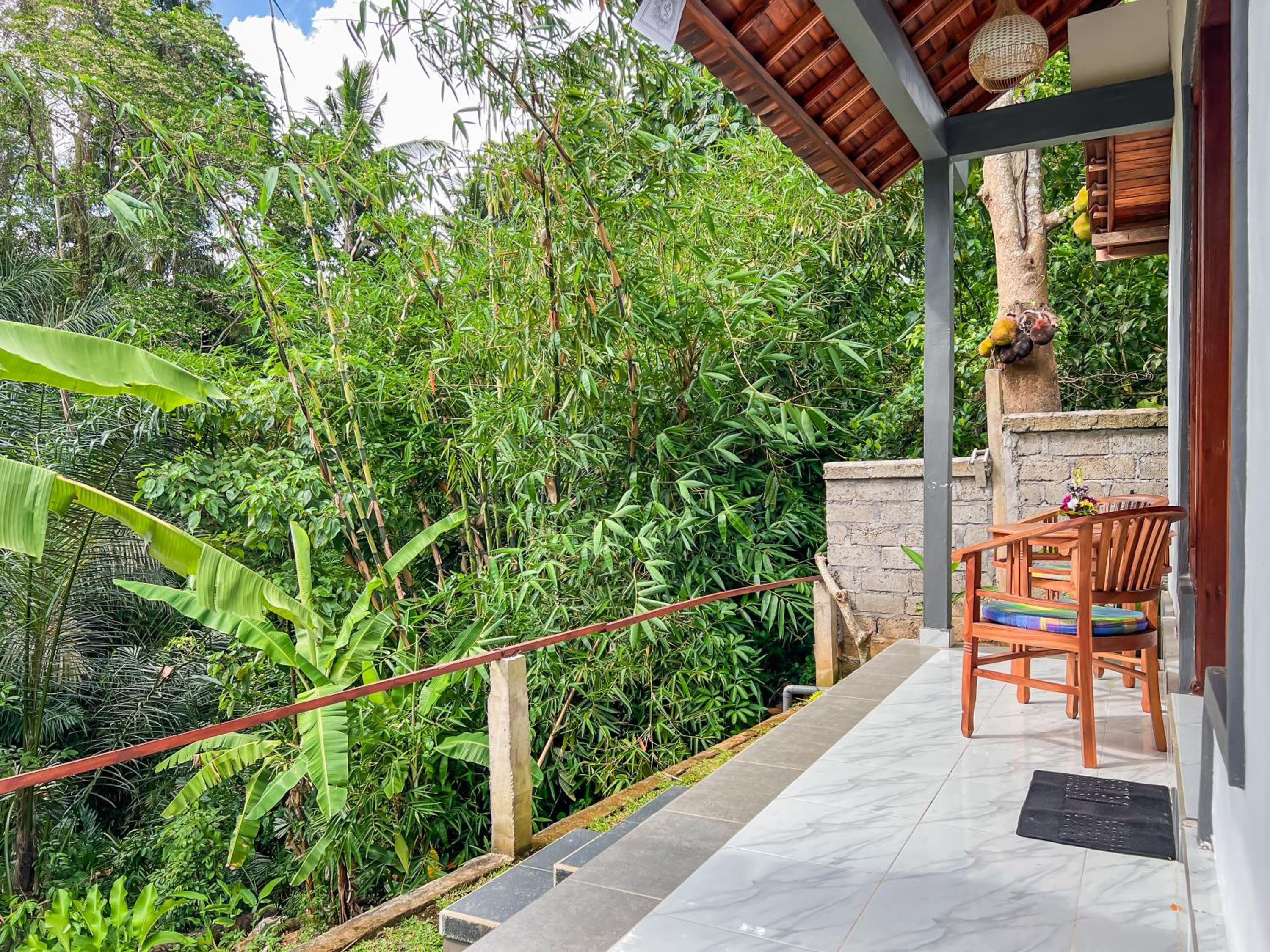 Hidden Leaf Guest House