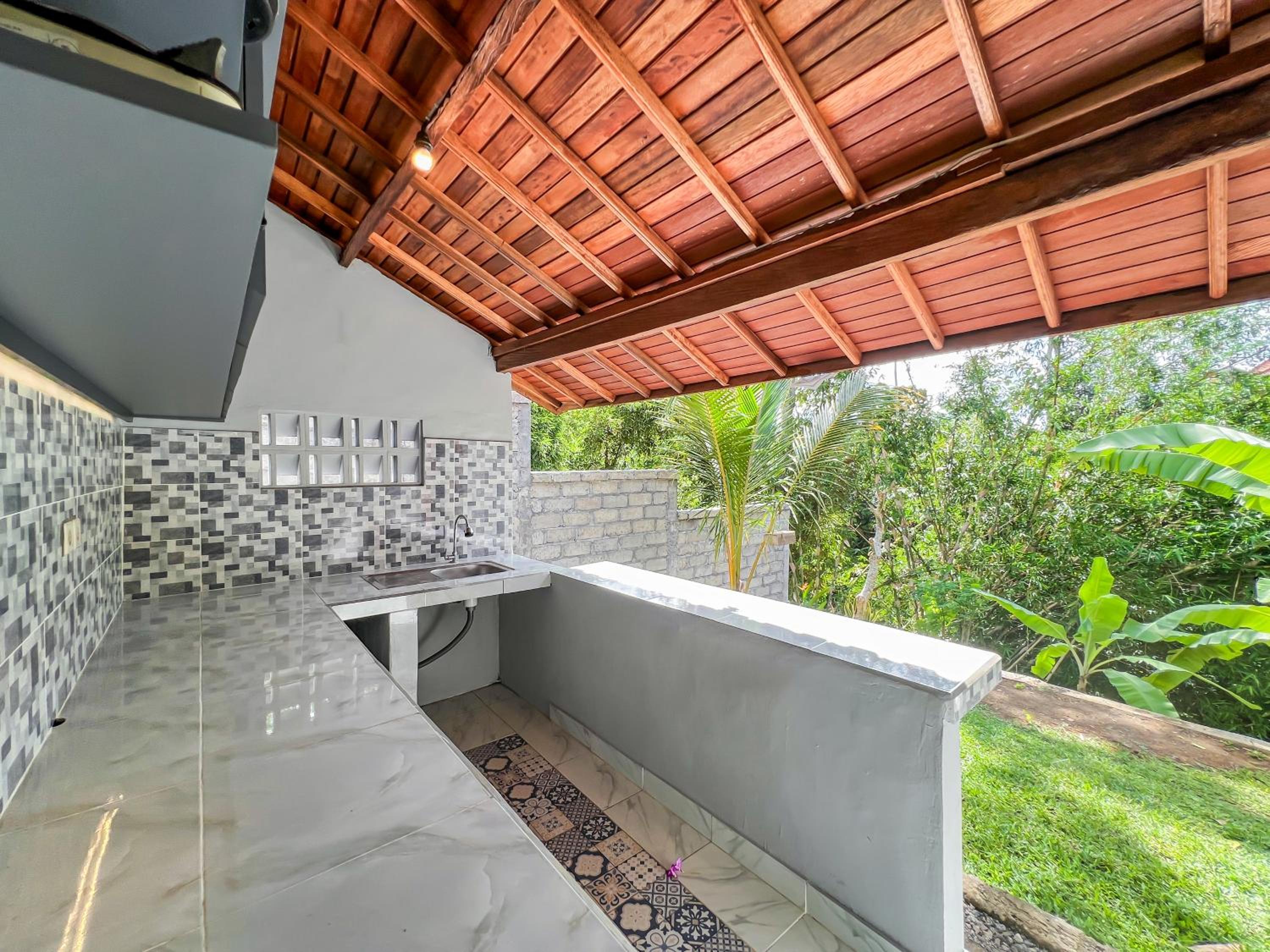 Hidden Leaf Guest House