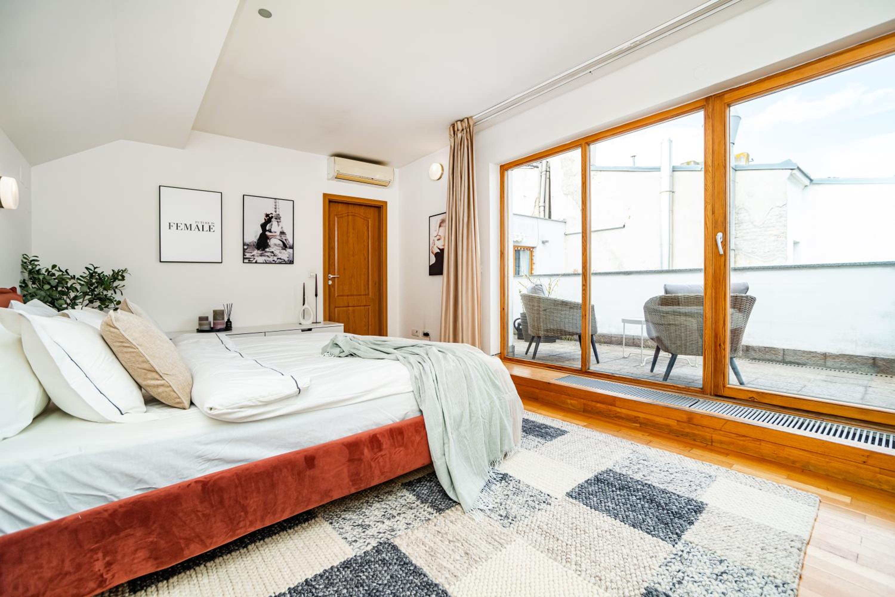 Lavish and chic duplex apartment