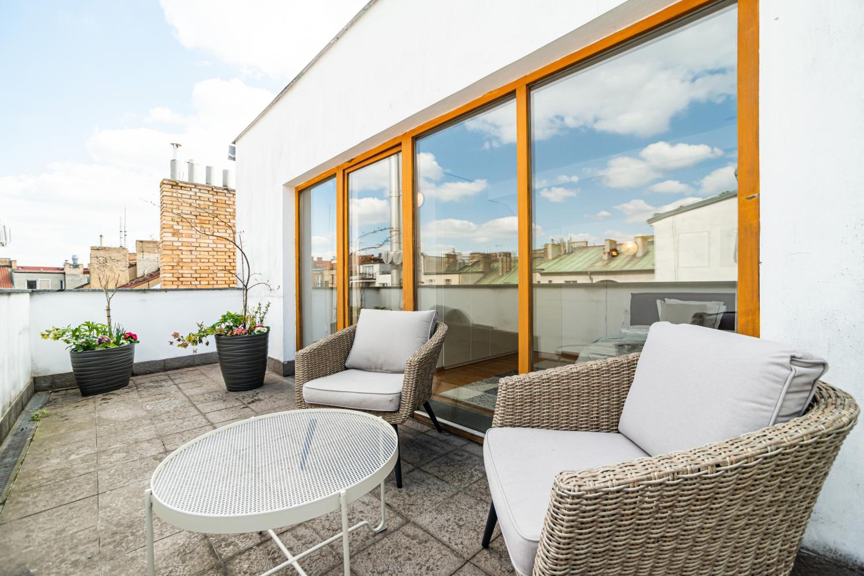 Lavish and chic duplex apartment