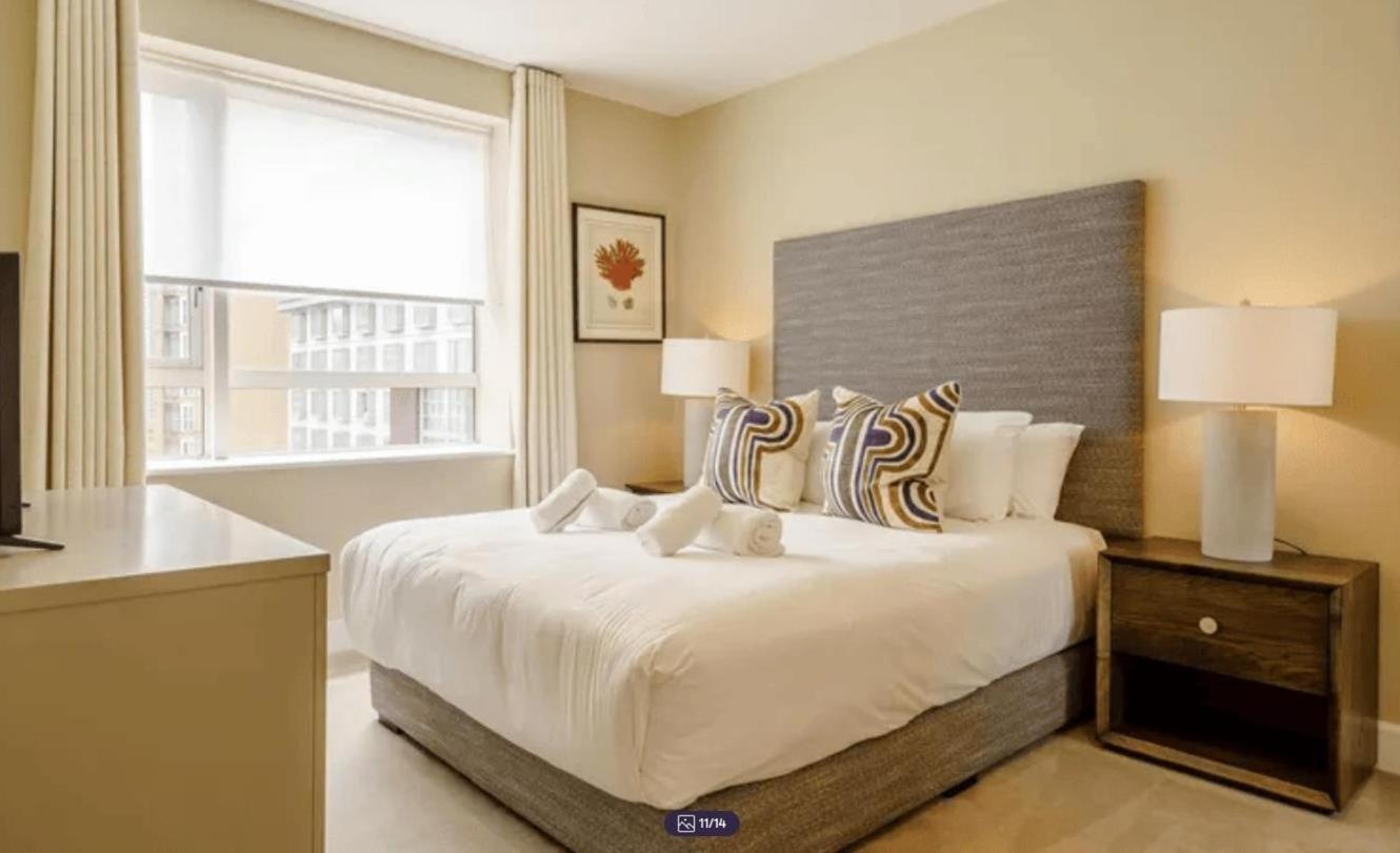 Modern 2Bed Apartment with High Rise view London Canary Wharf - Perfect for long stays