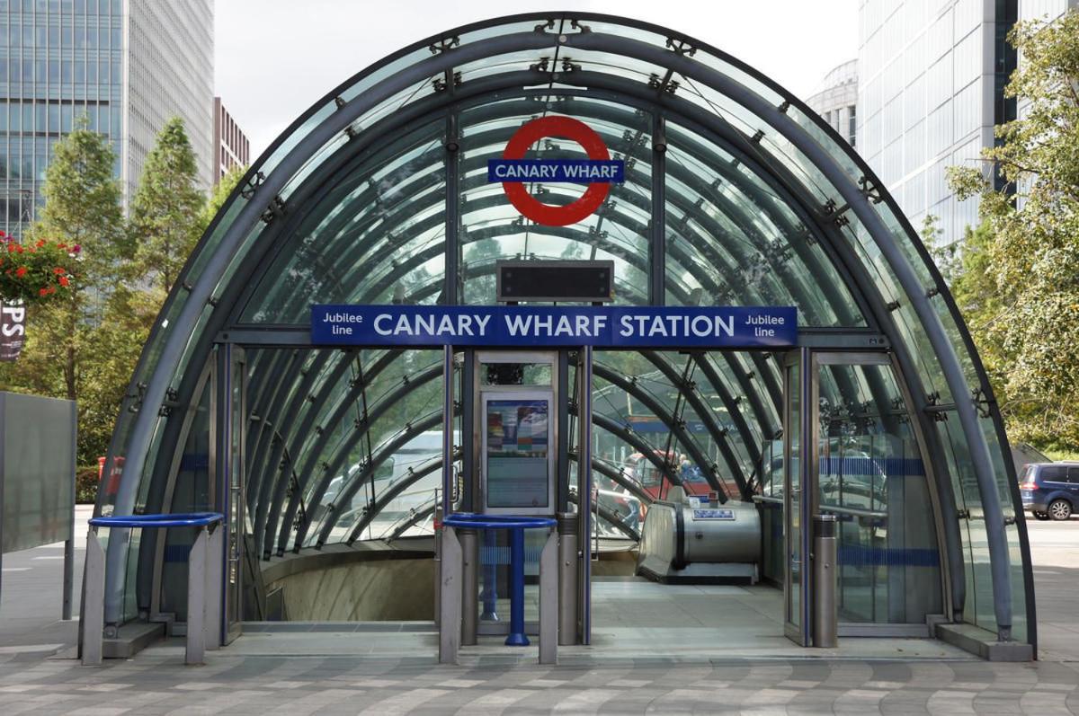 Modern 2Bed Apartment with High Rise view London Canary Wharf - Perfect for long stays