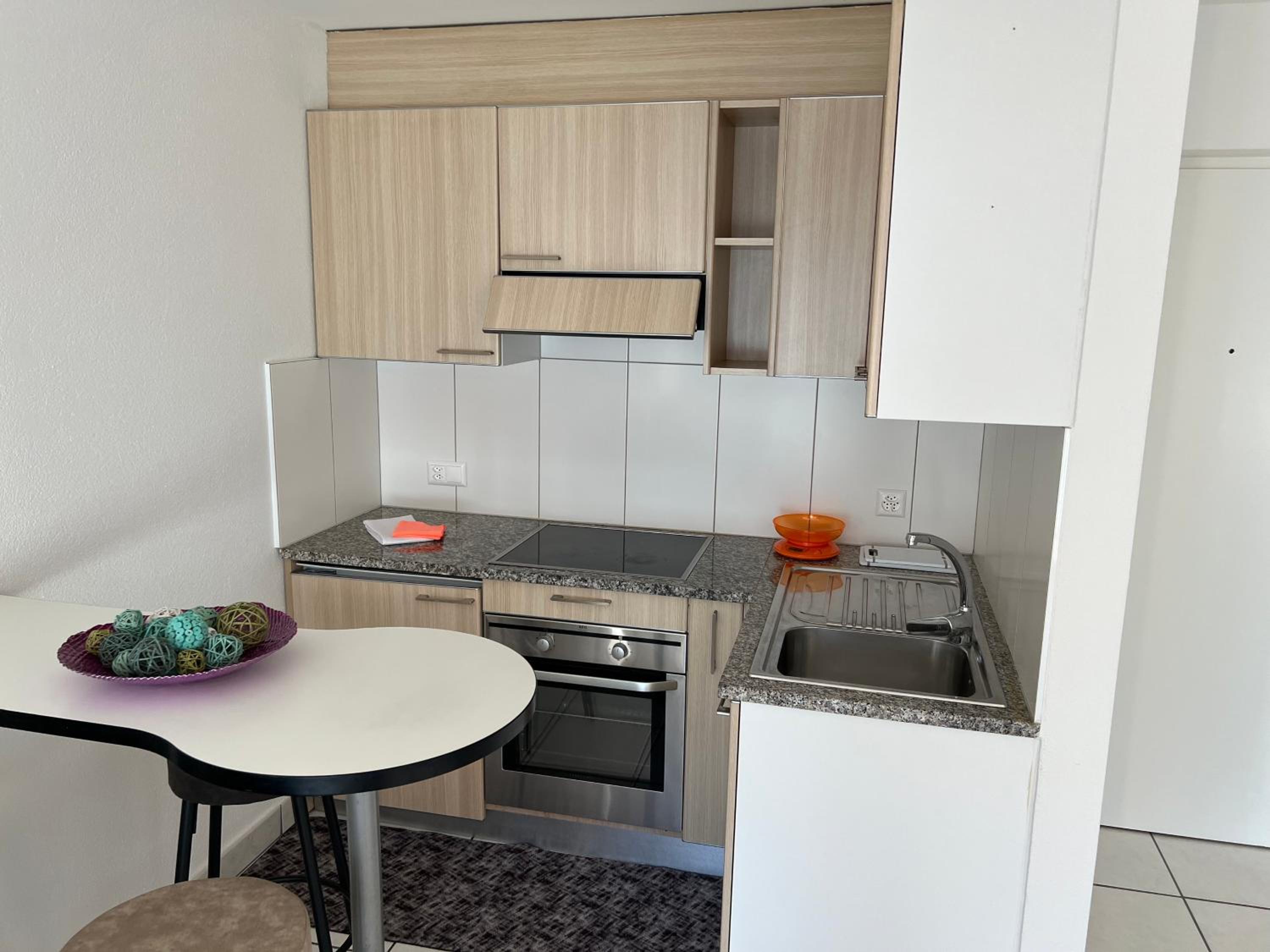 Soleggiato bilocale residenziale - Via Prà dei Vizi Ascona