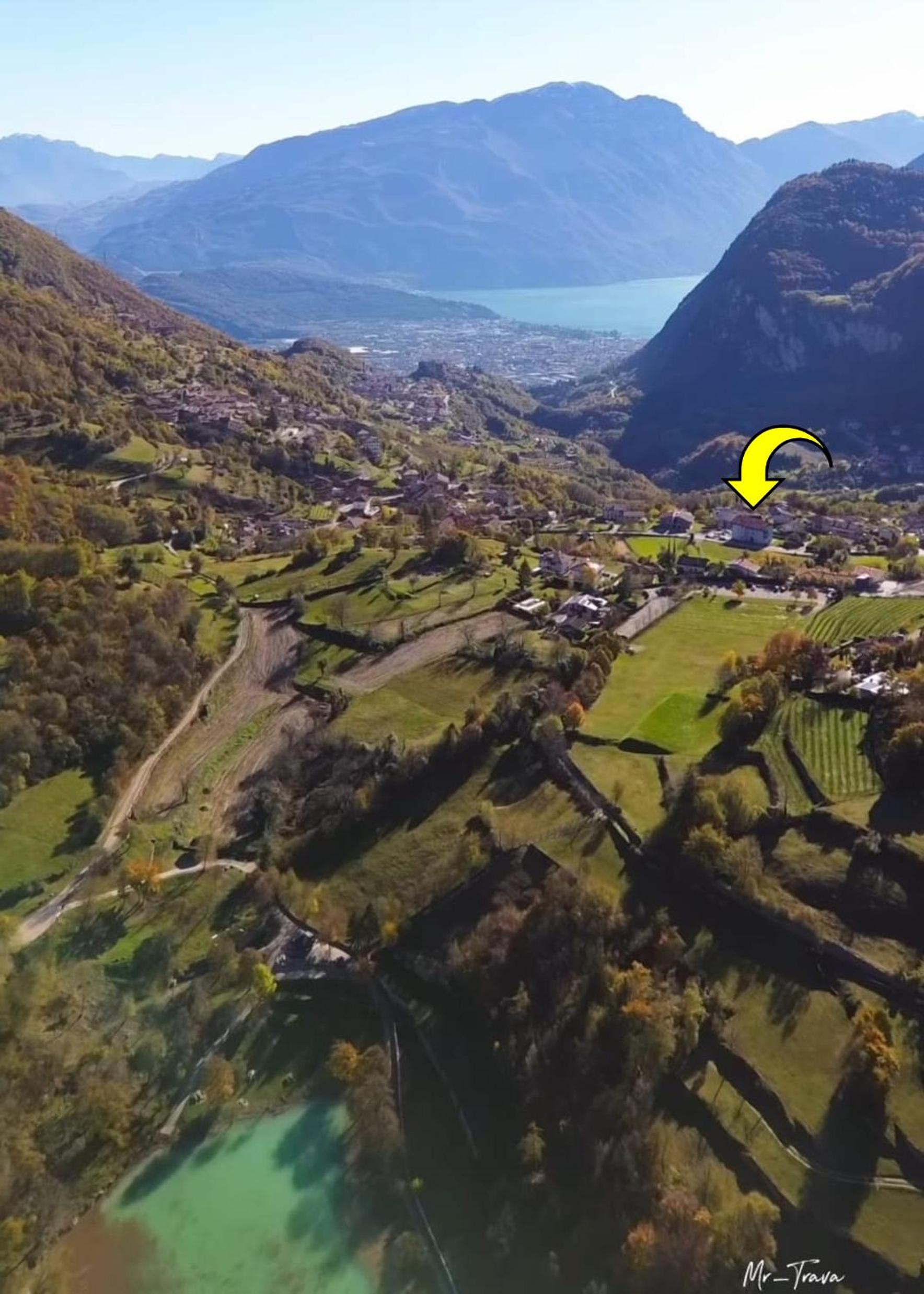 Appartamento Due Laghi view 5