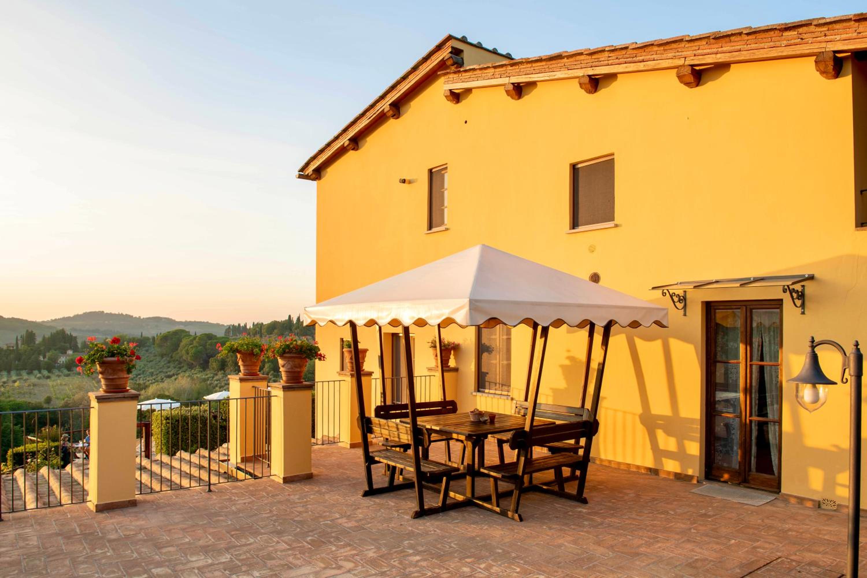 Podere Vergianoni immerso nelChianti con piscina