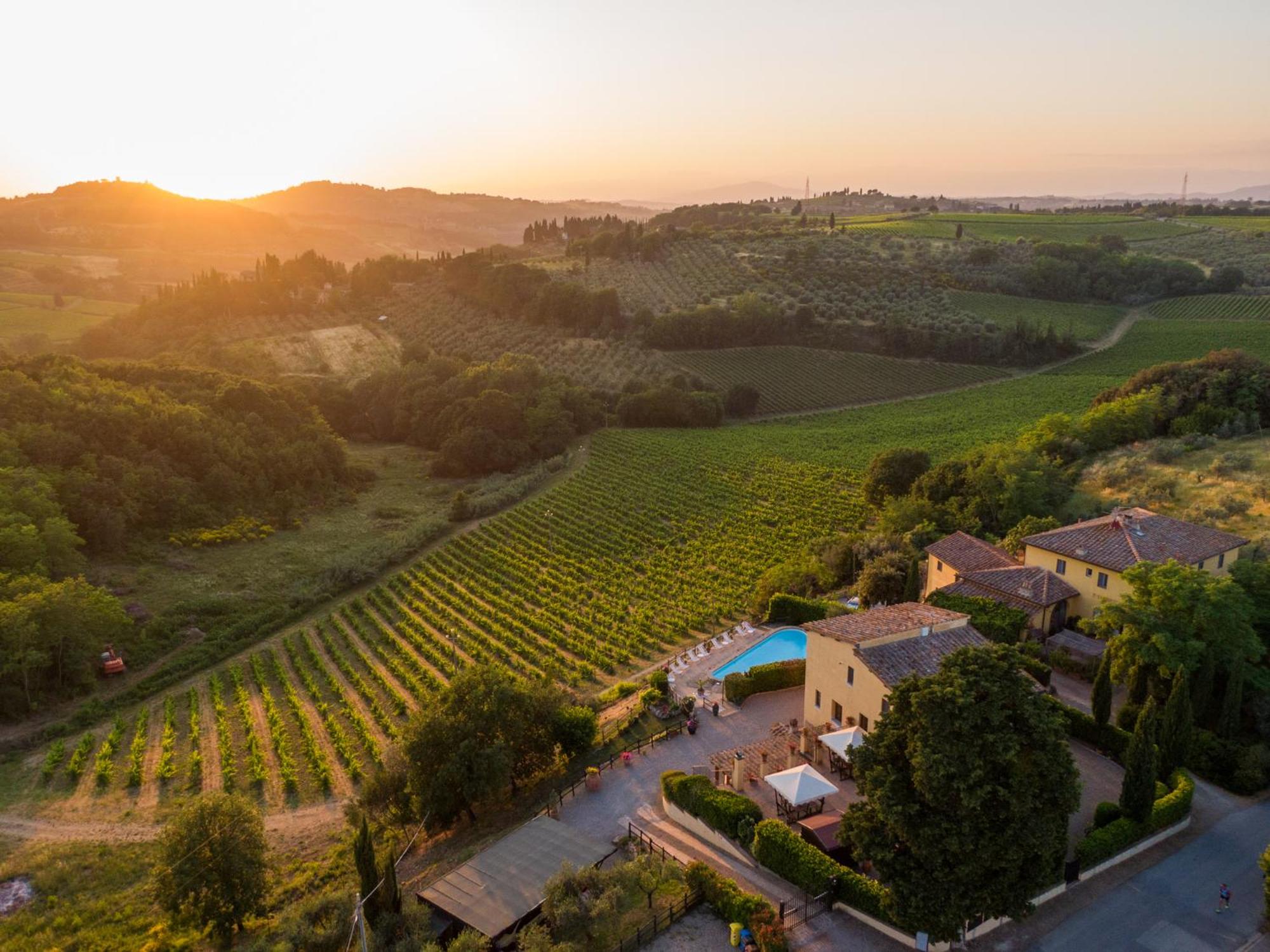 Podere Vergianoni immerso nelChianti con piscina