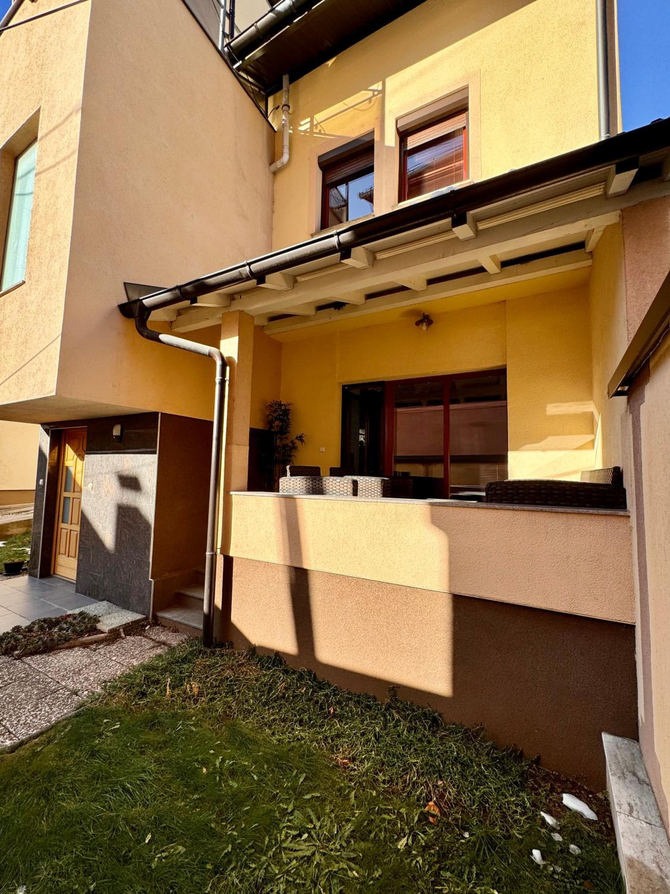 Apartment Potoklinica