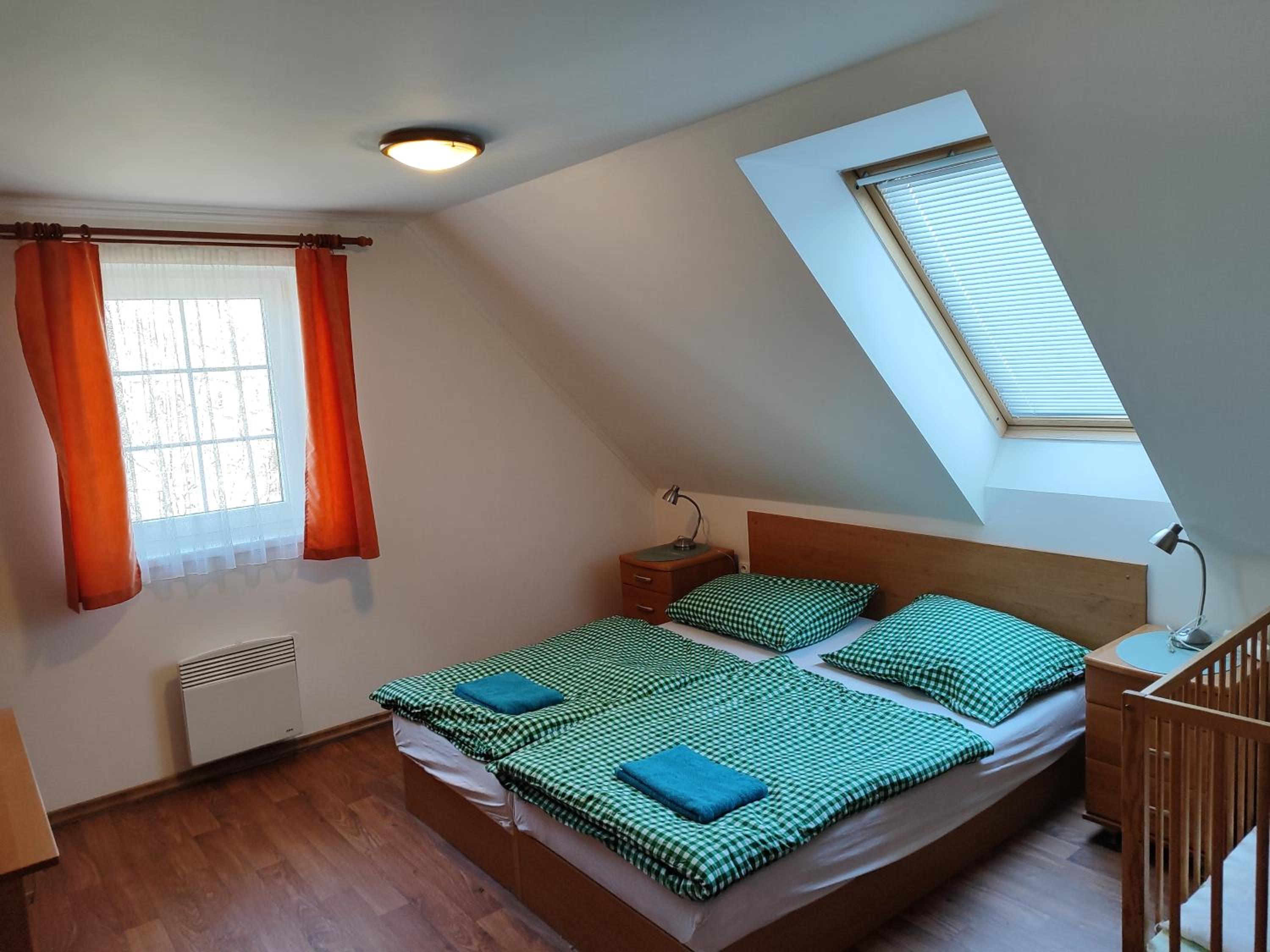 Resort Koloděje - oranžový dům