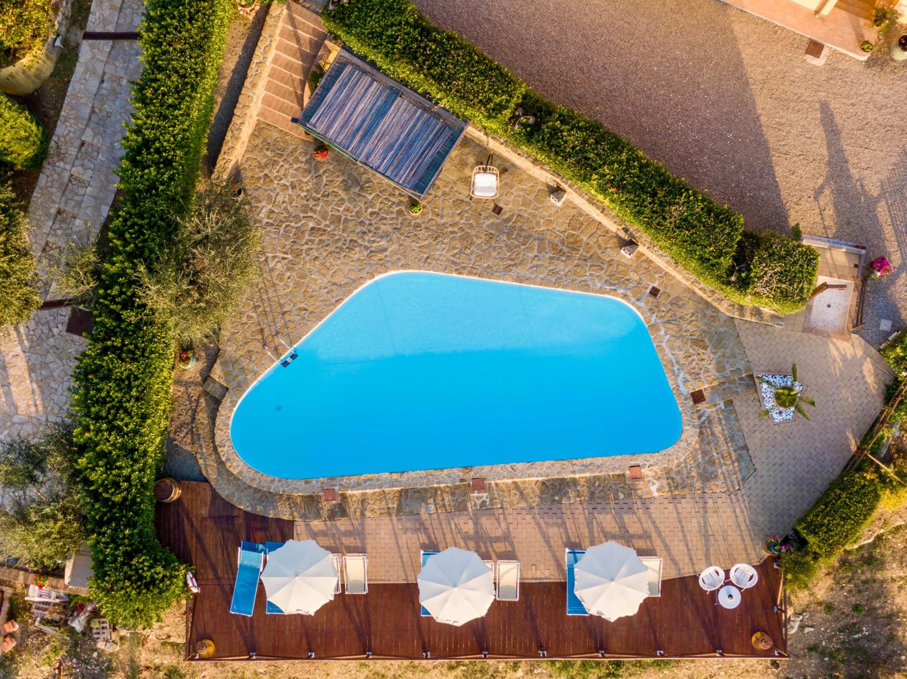 Podere Vergianoni con piscina e vista mozzafiato