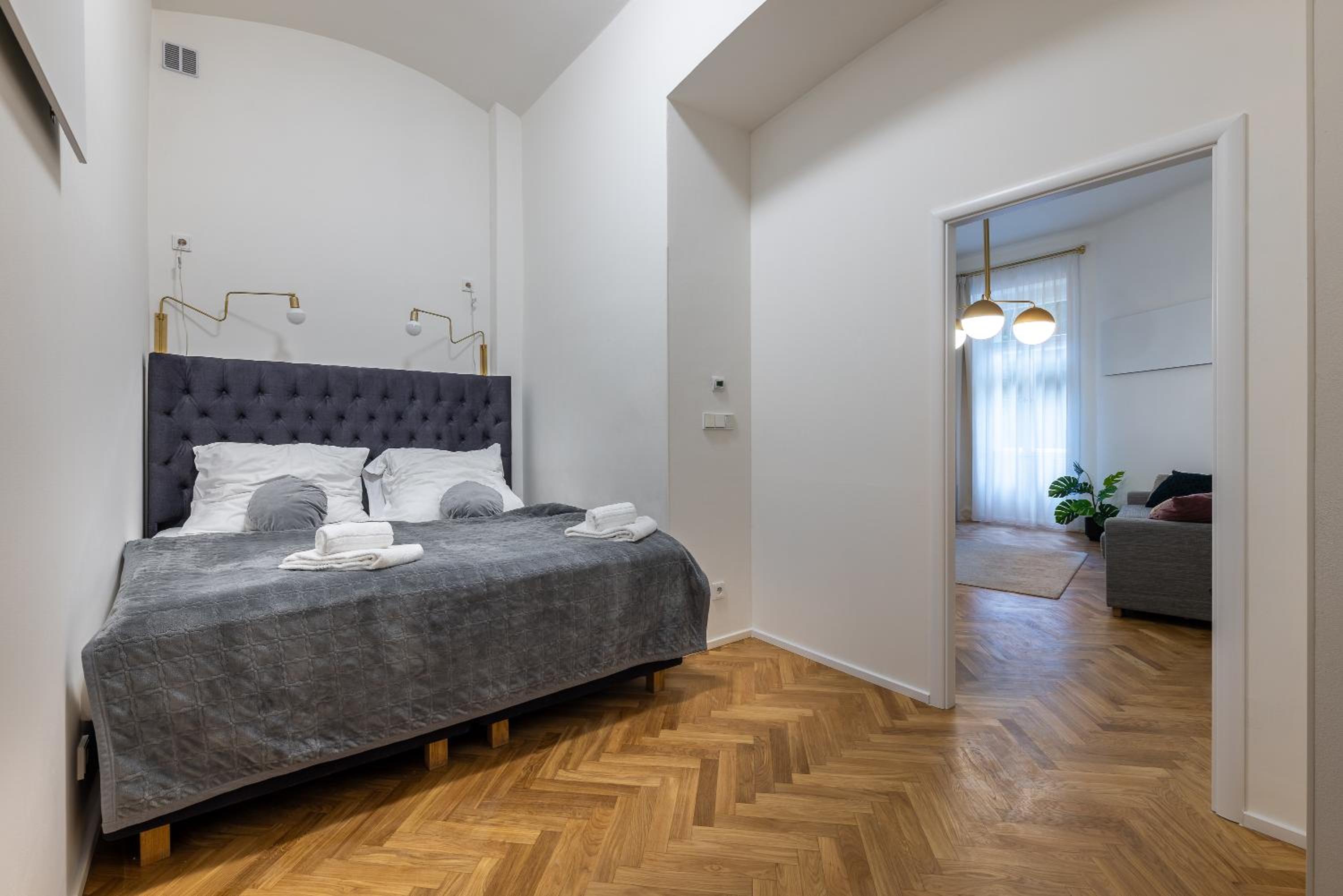 Stylish Old Town apartment by easyBNB