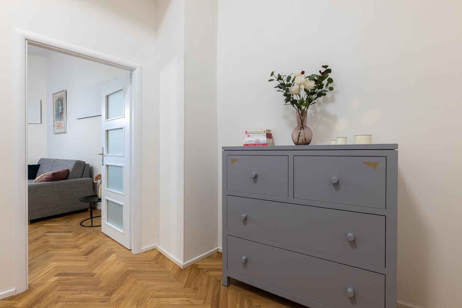 Stylish Old Town apartment by easyBNB