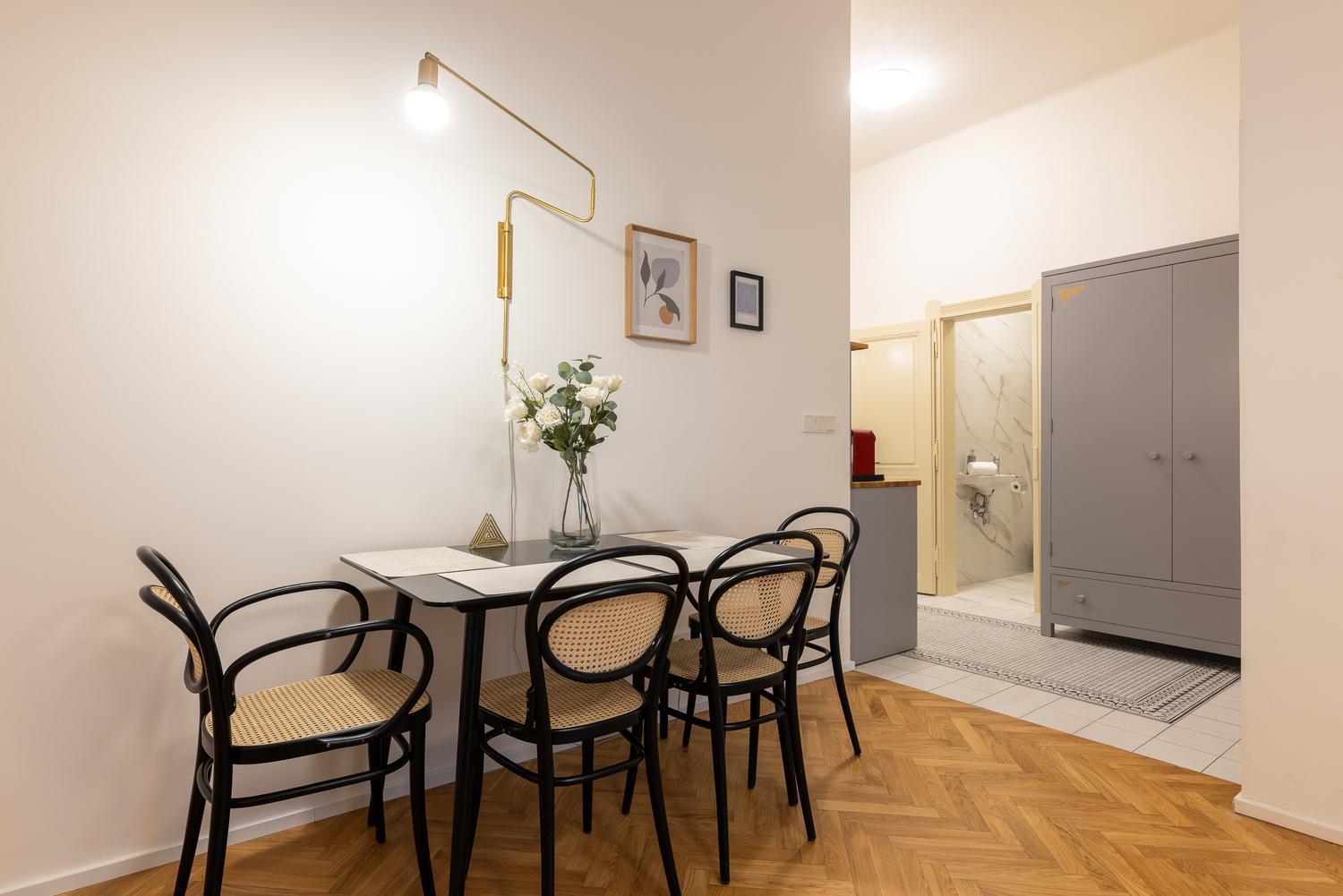 Stylish Old Town apartment by easyBNB