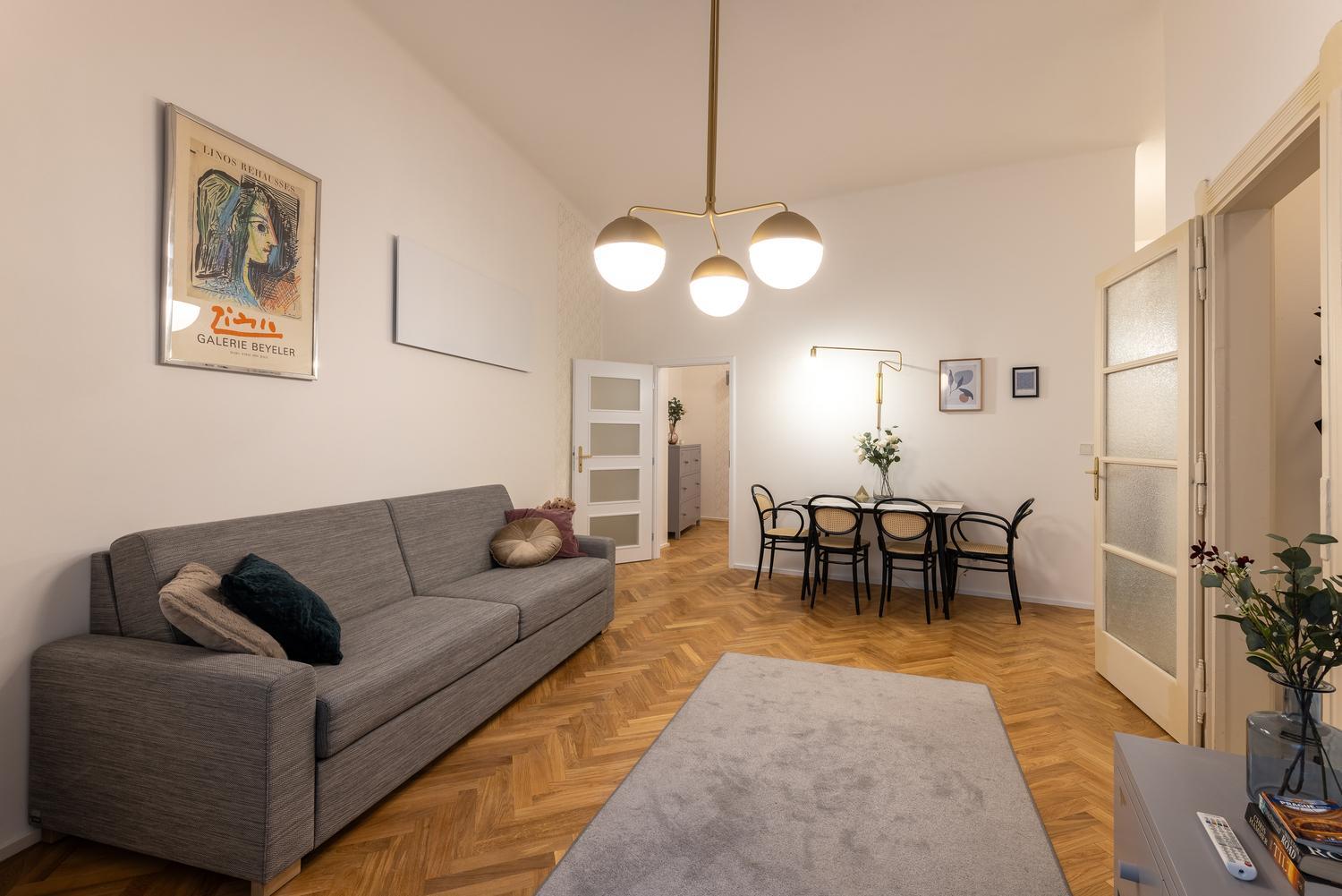 Stylish Old Town apartment by easyBNB