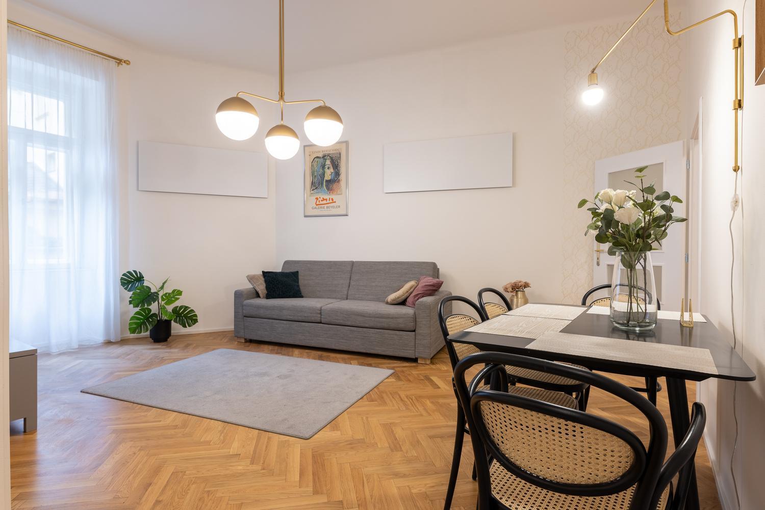 Stylish Old Town apartment by easyBNB