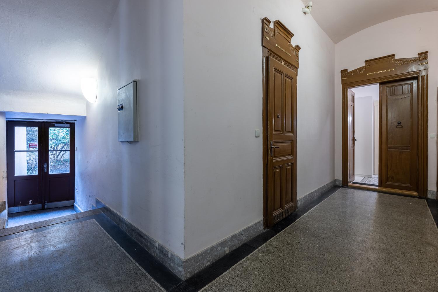 Stylish Old Town apartment by easyBNB