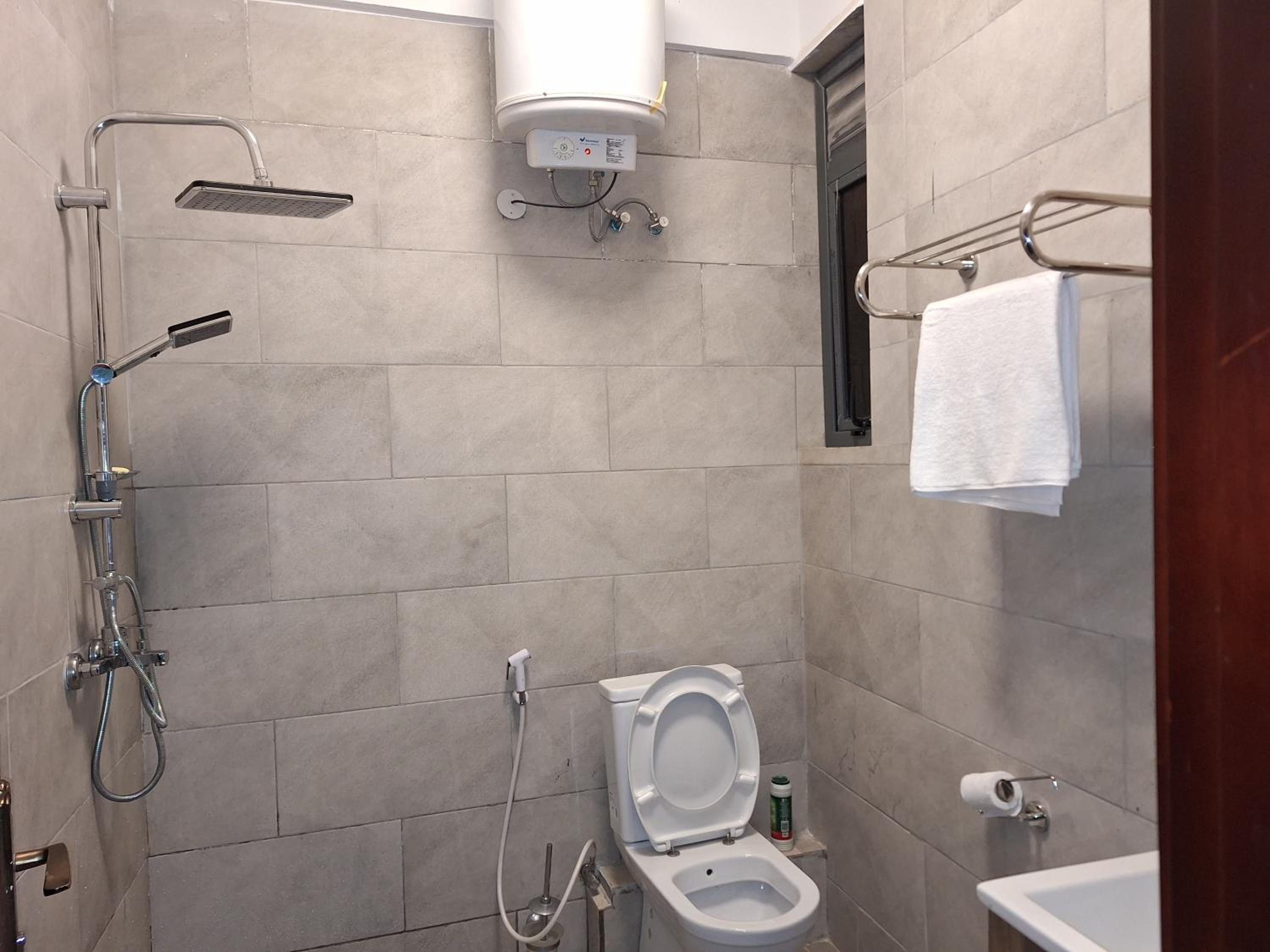 J&J Luxury Homes view 3