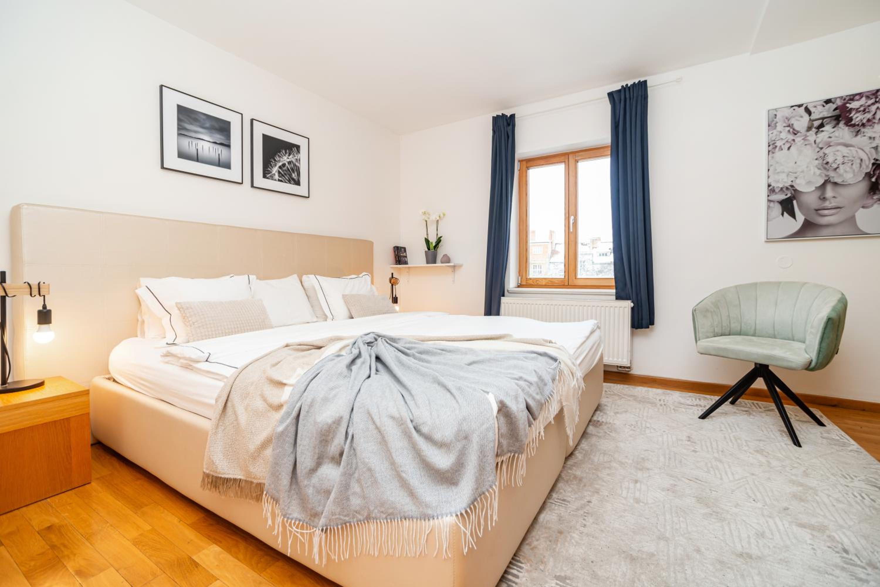 Lavish and chic duplex apartment