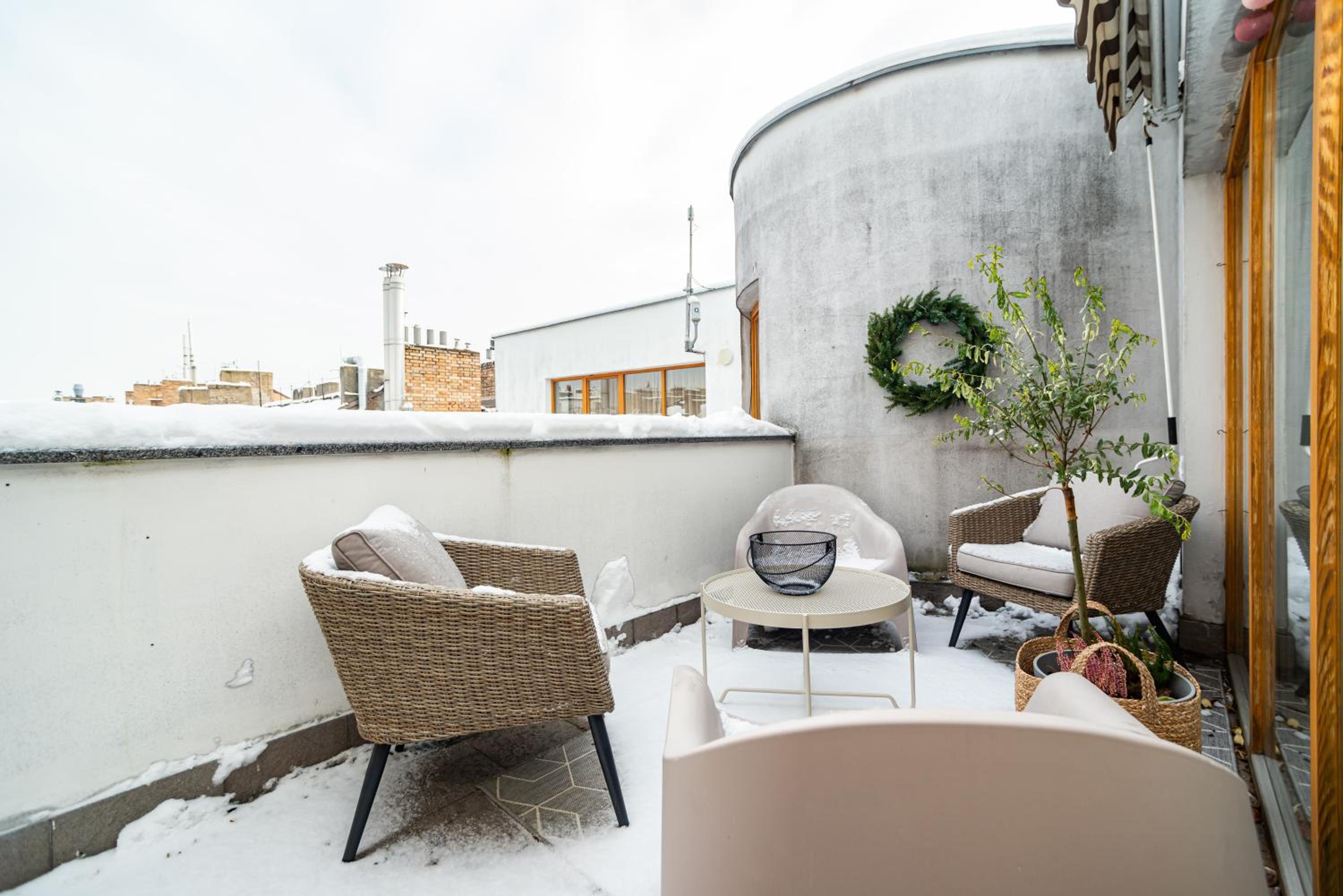 Lavish and chic duplex apartment