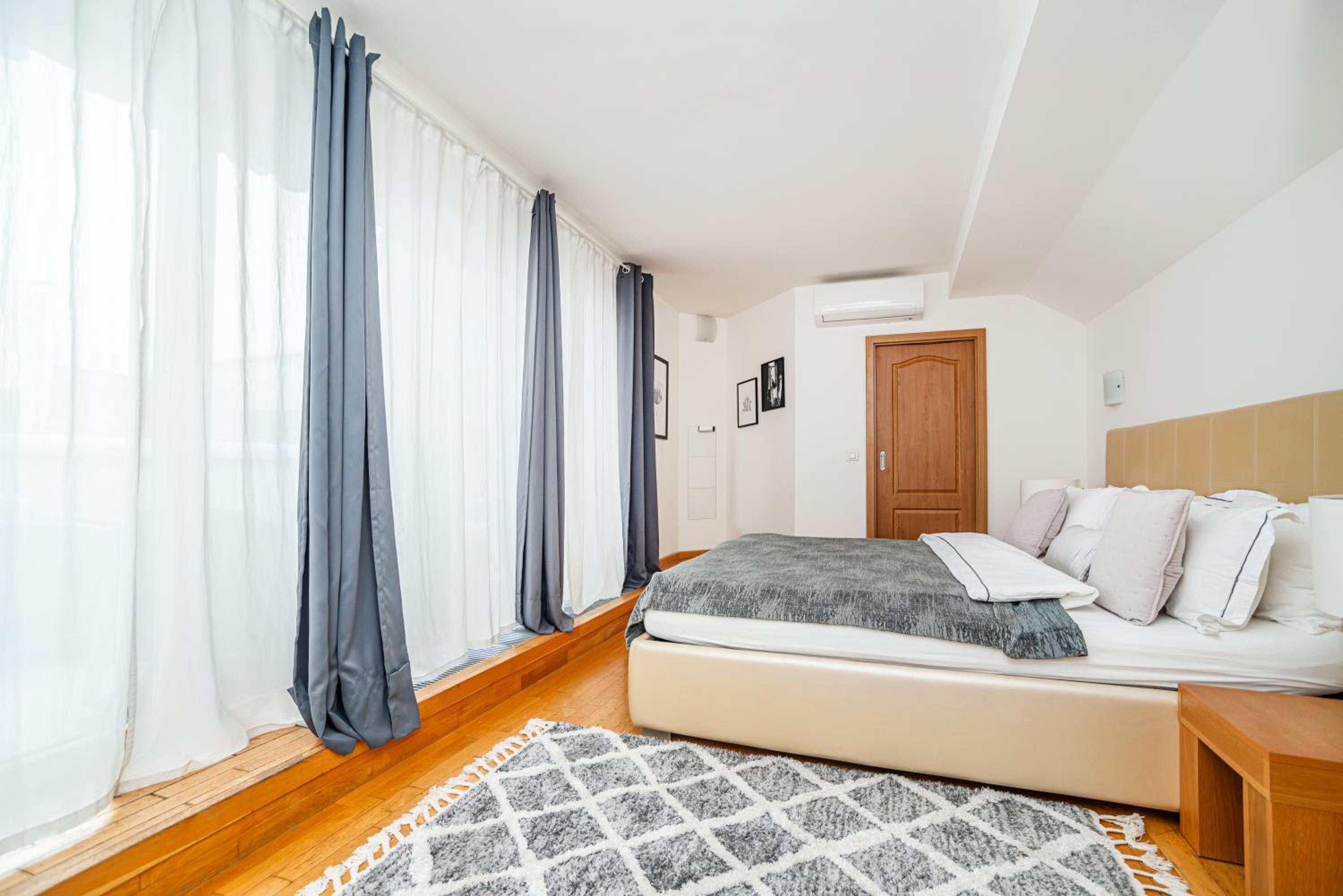 Lavish and chic duplex apartment